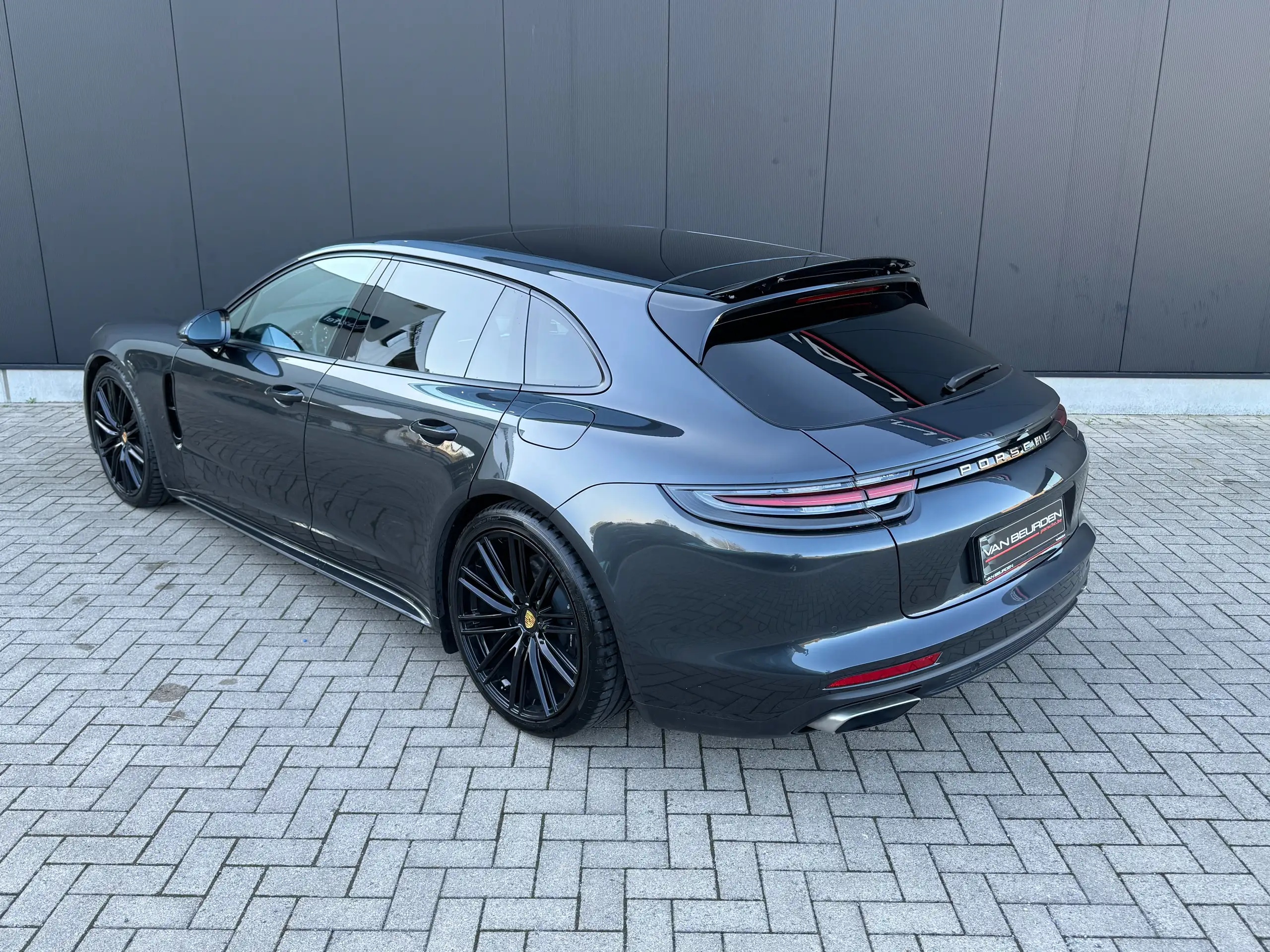 Porsche - Panamera