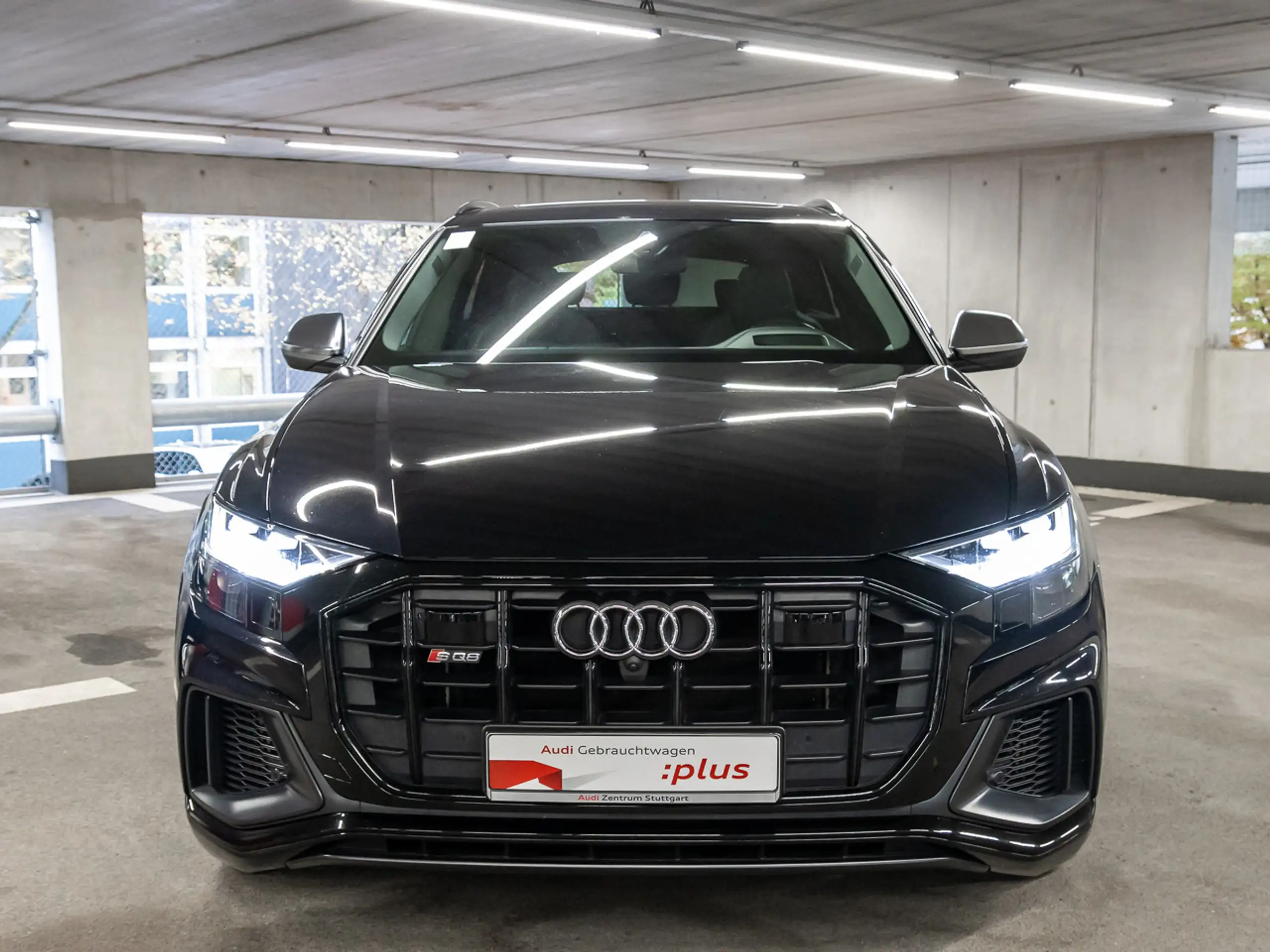 Audi - SQ8