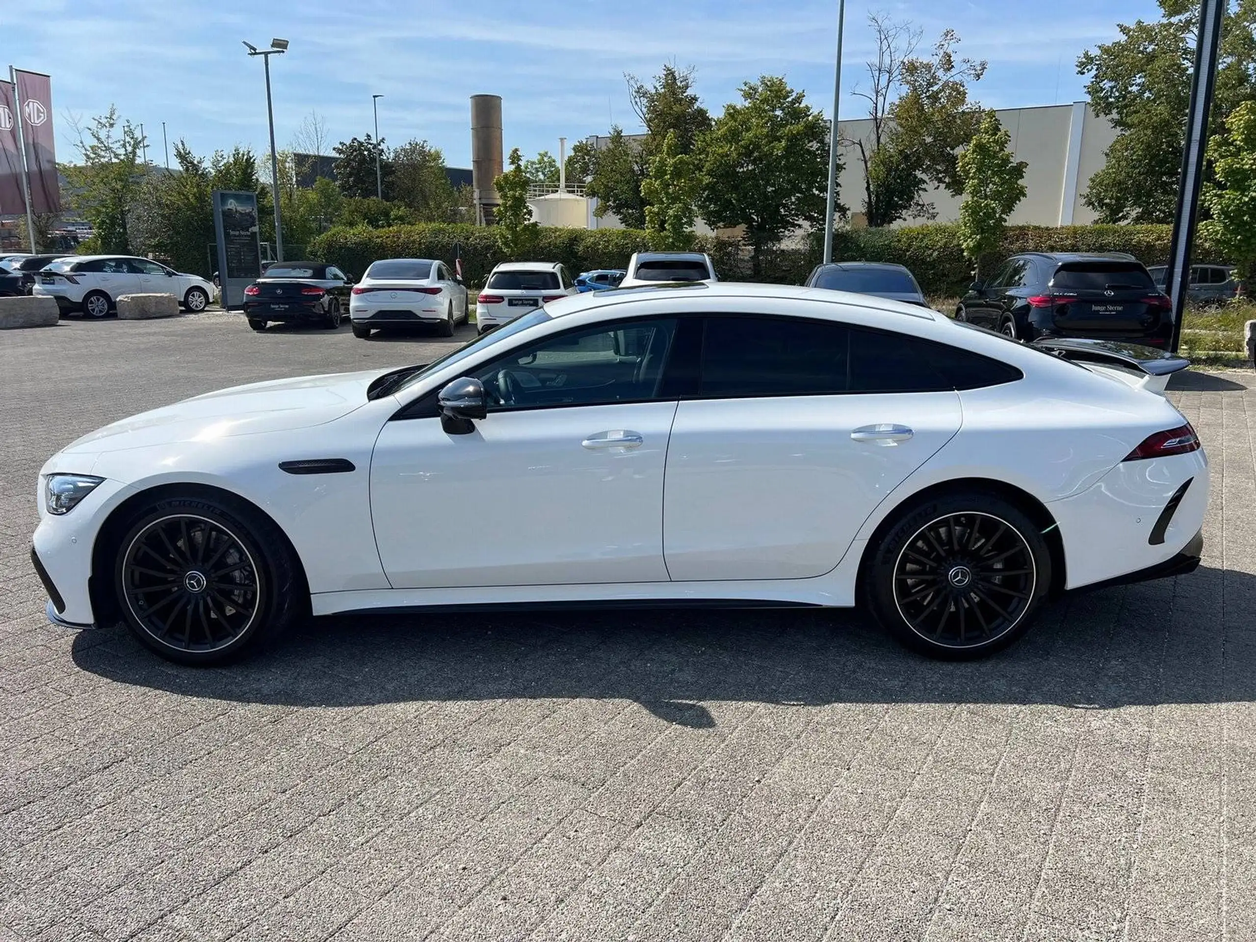 Mercedes-Benz - AMG GT