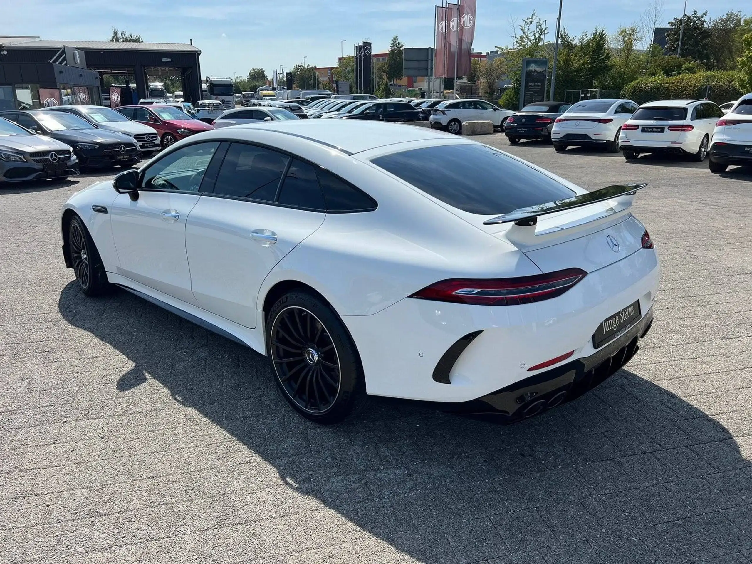 Mercedes-Benz - AMG GT