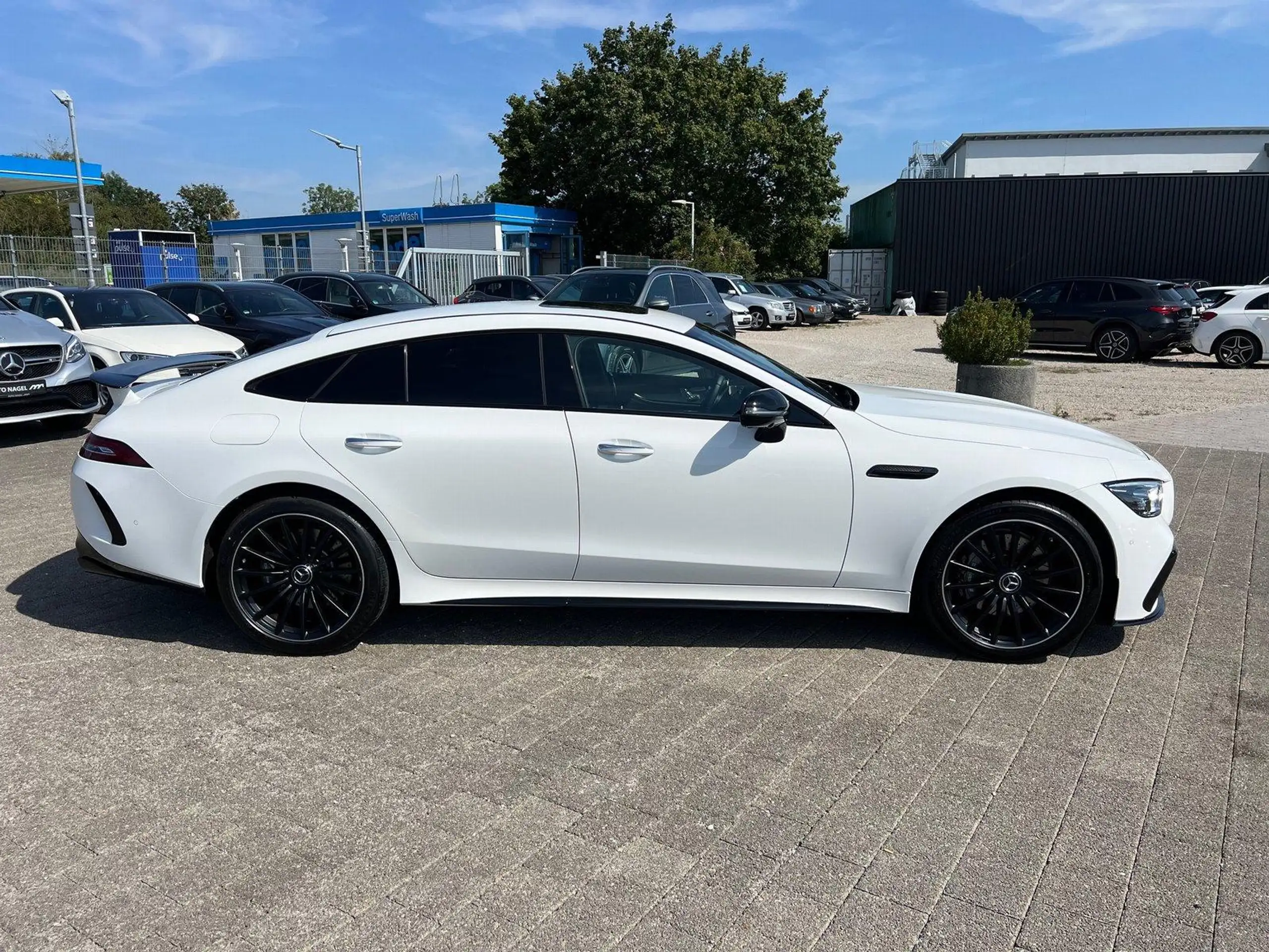 Mercedes-Benz - AMG GT