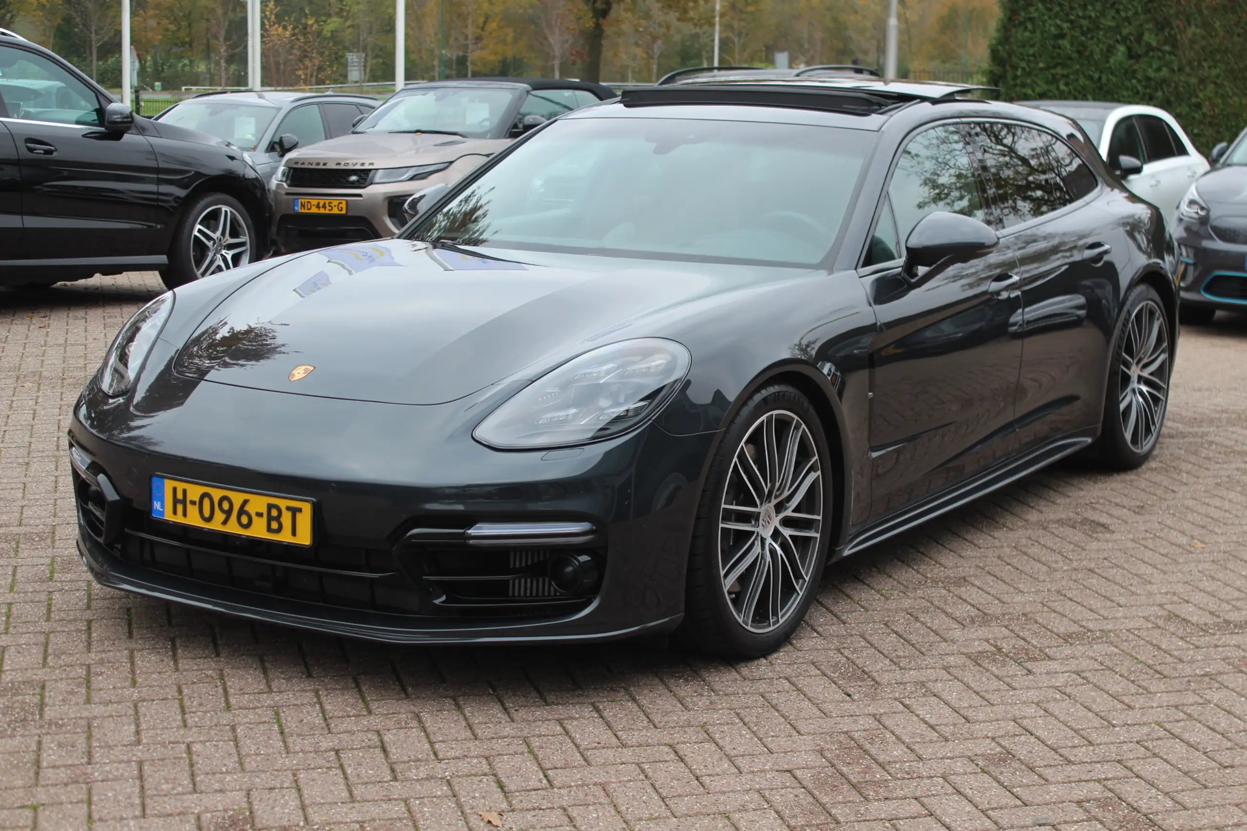 Porsche - Panamera