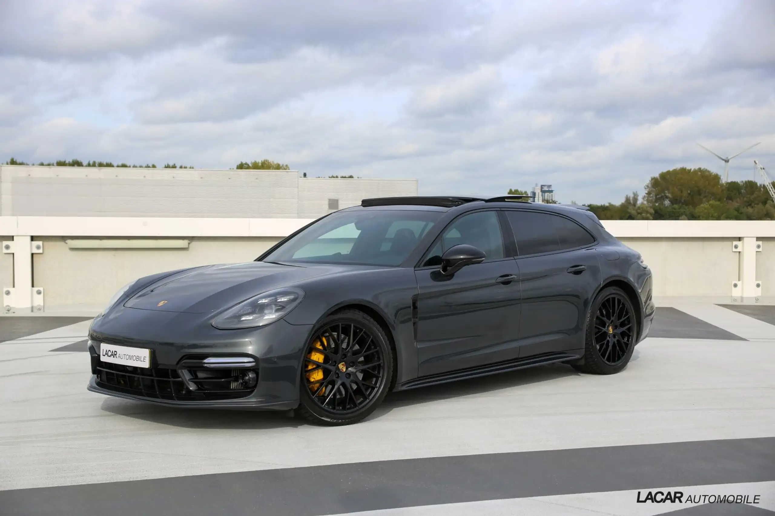 Porsche - Panamera