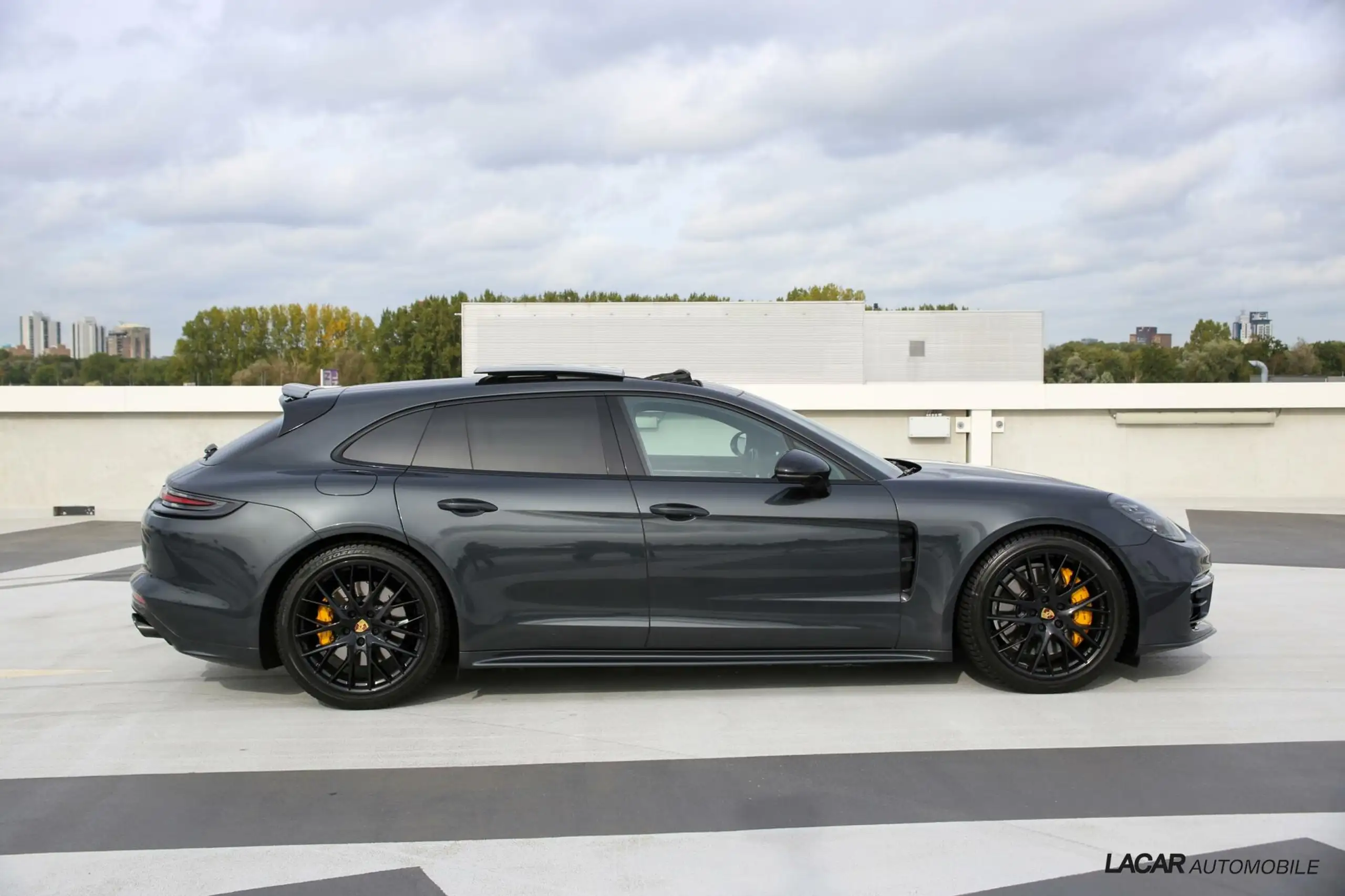 Porsche - Panamera