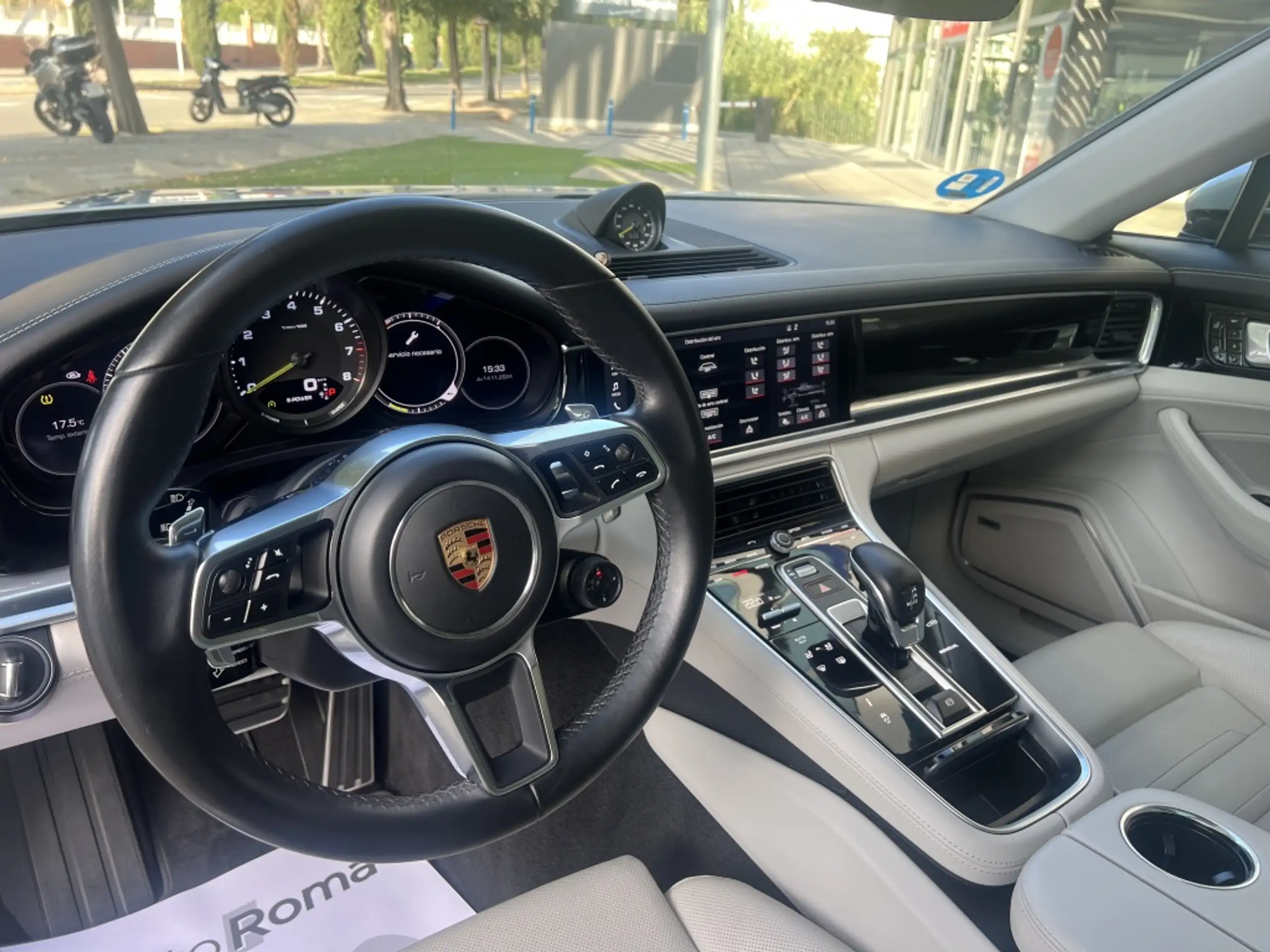 Porsche - Panamera