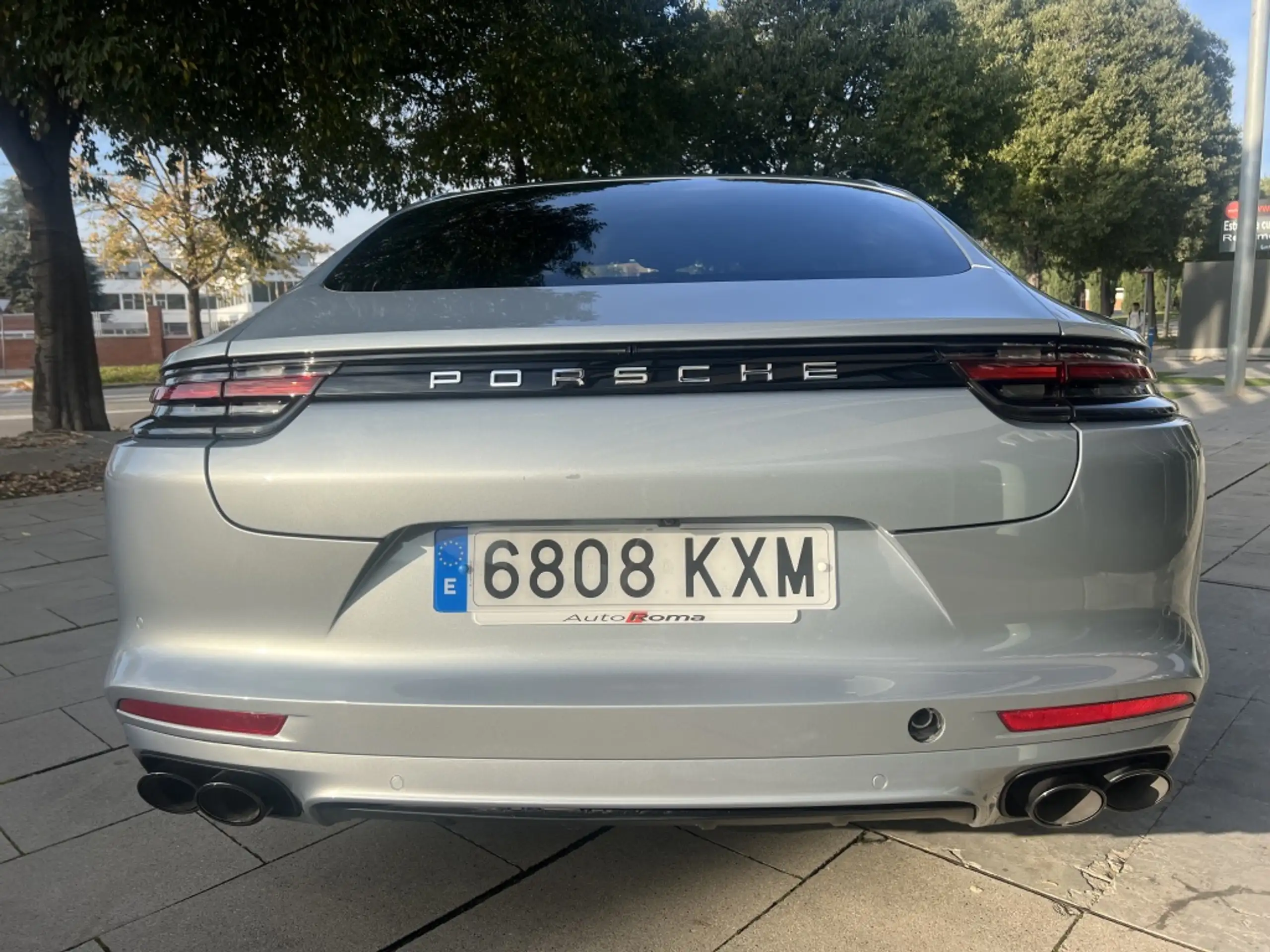 Porsche - Panamera