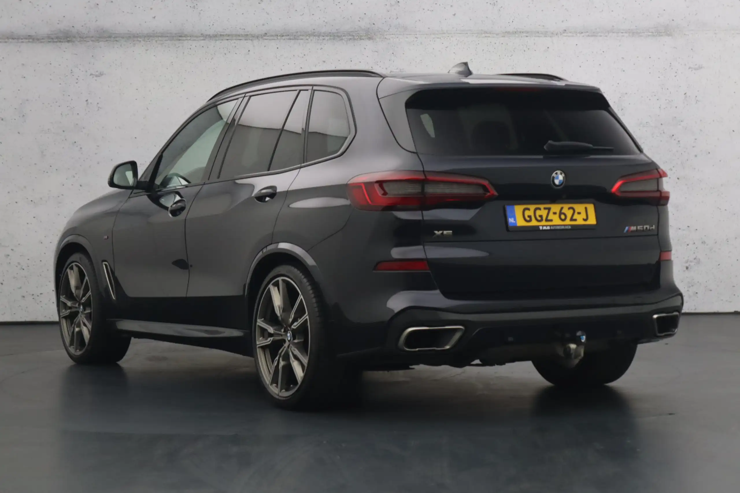 BMW - X5