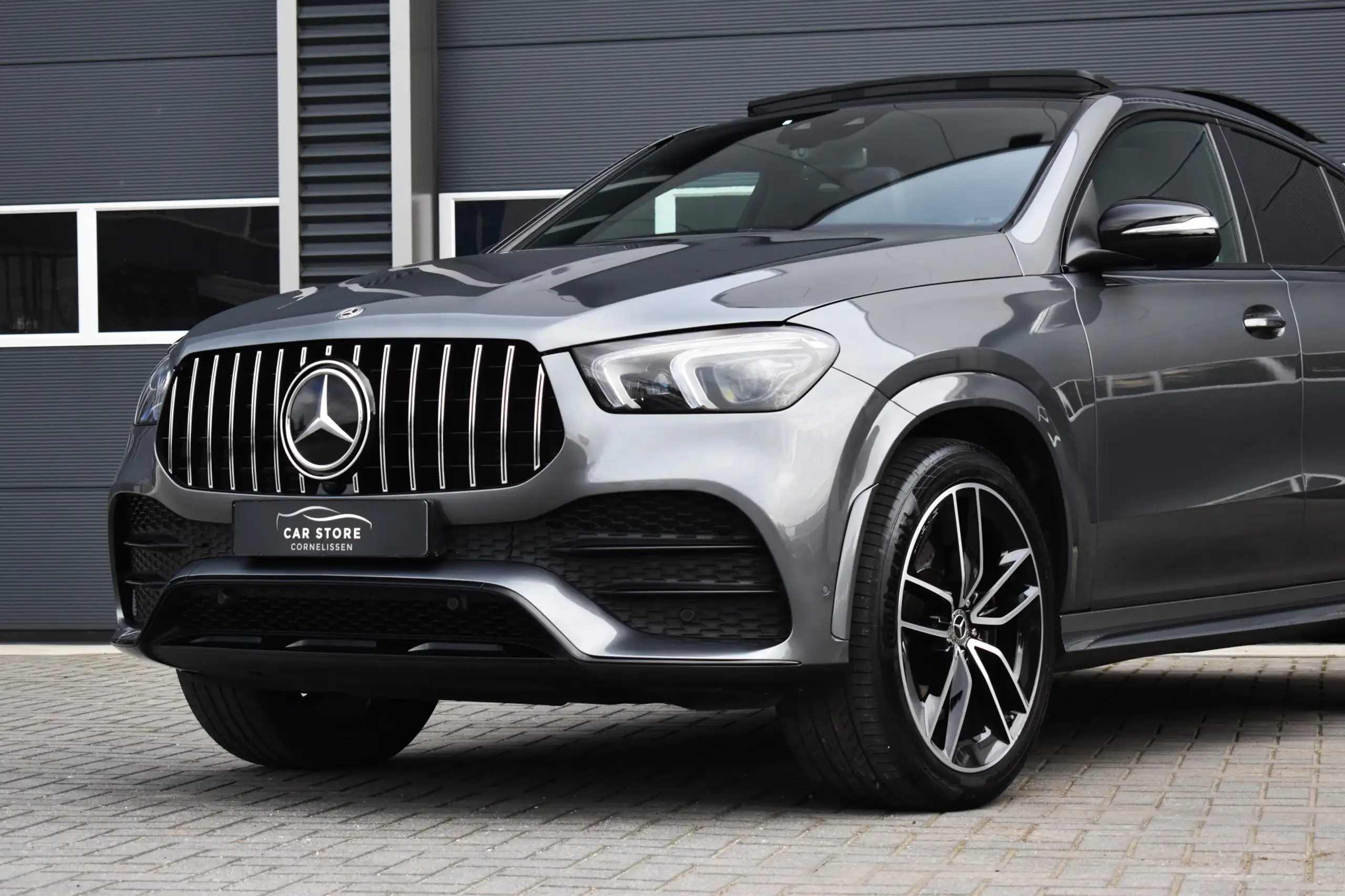 Mercedes-Benz - GLE 350