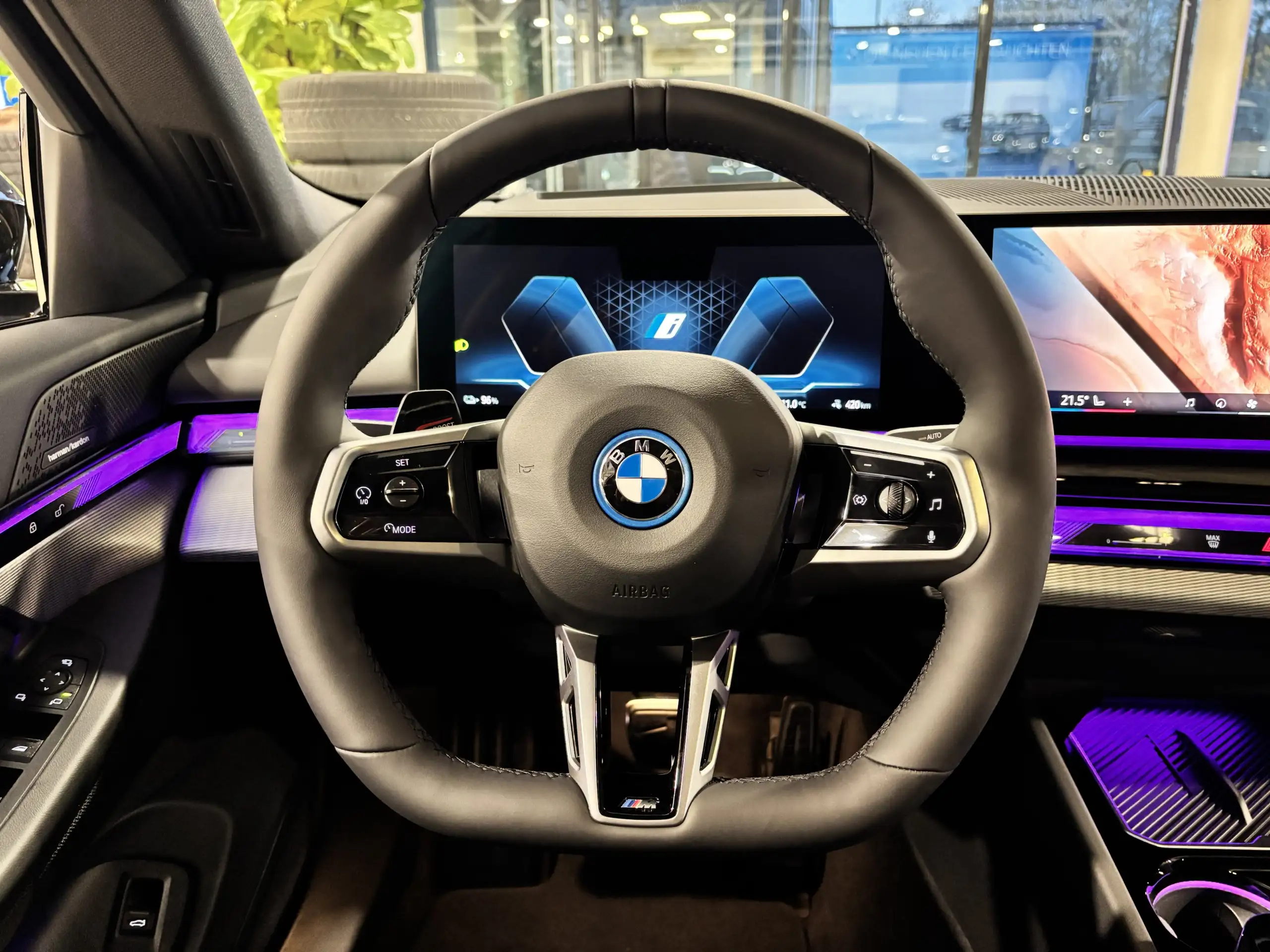 BMW - i5