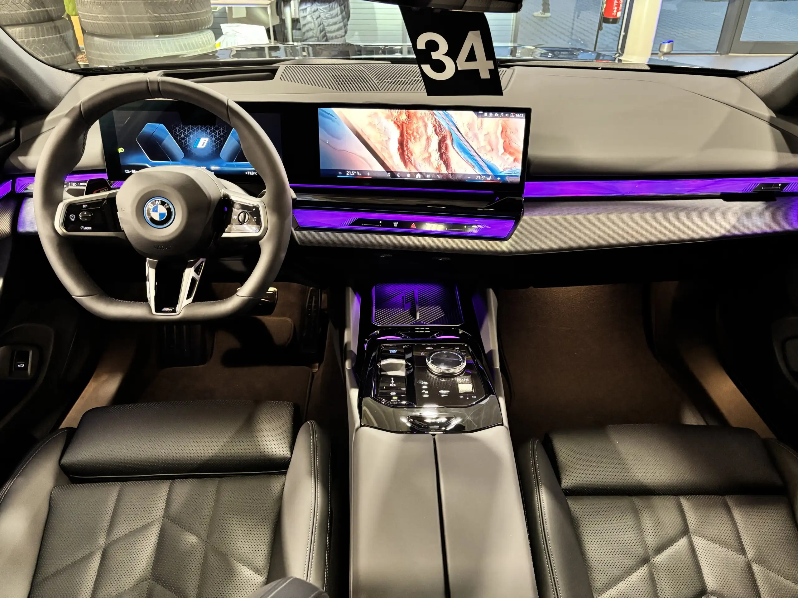 BMW - i5