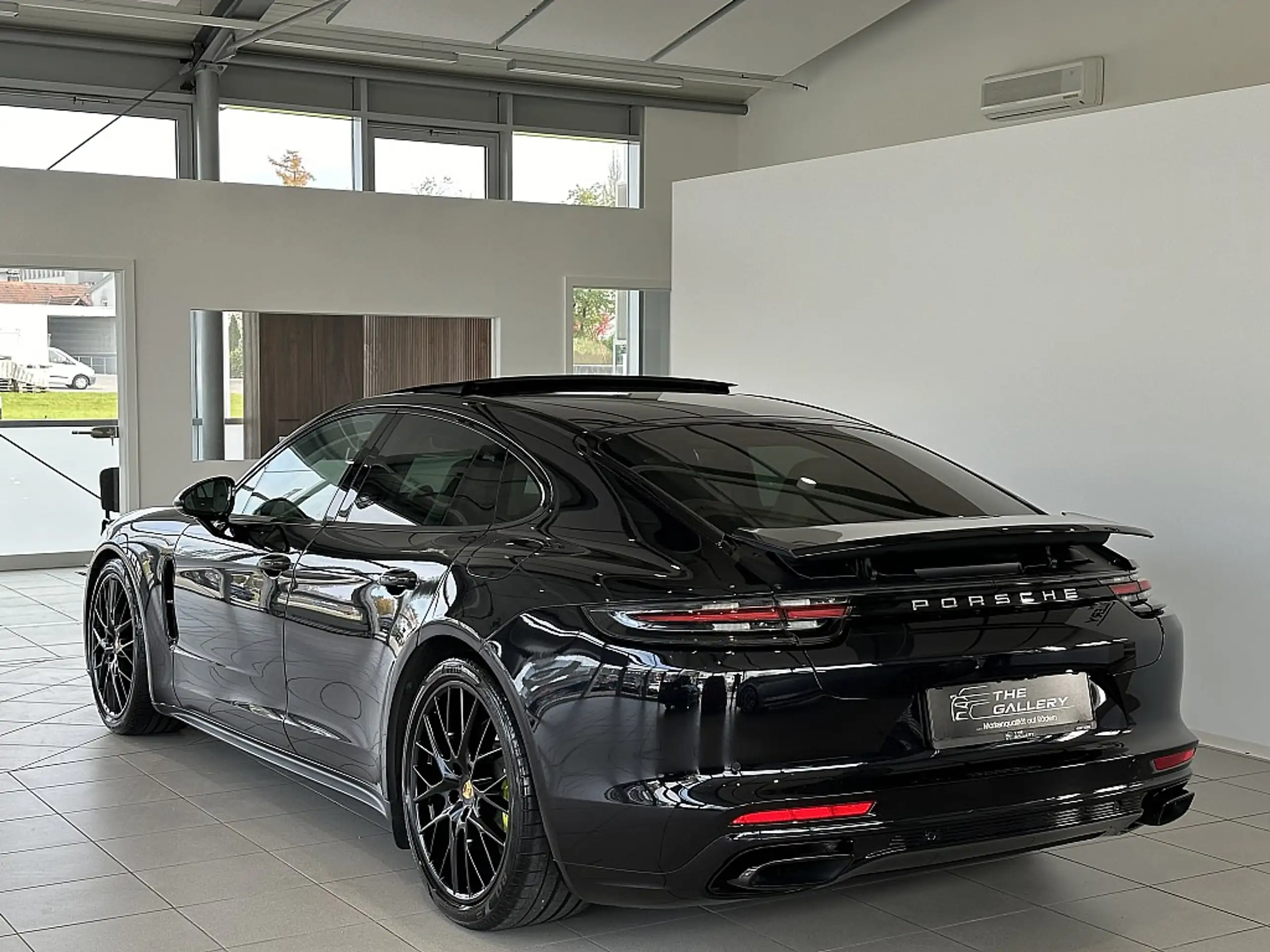 Porsche - Panamera