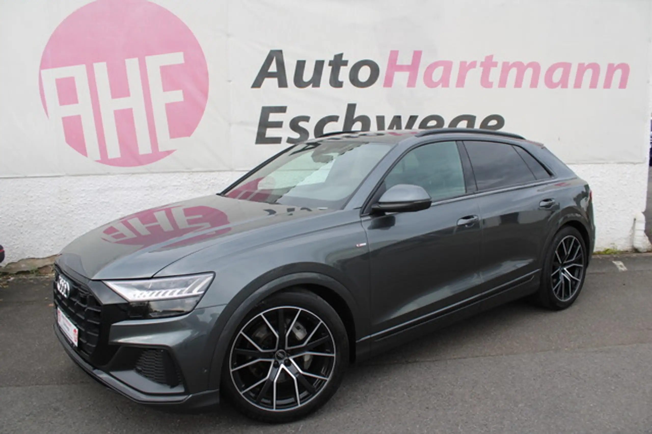 Audi Q8 2023