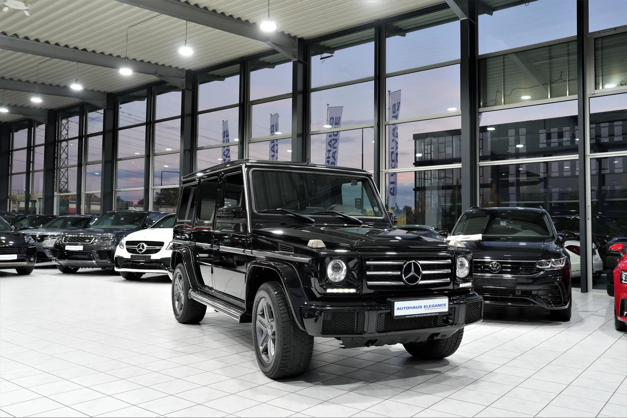 Mercedes-Benz - G 500