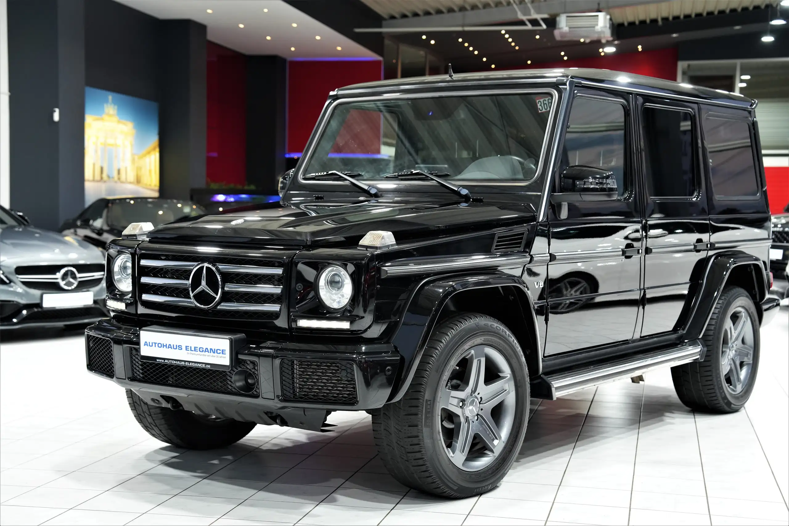 Mercedes-Benz - G 500