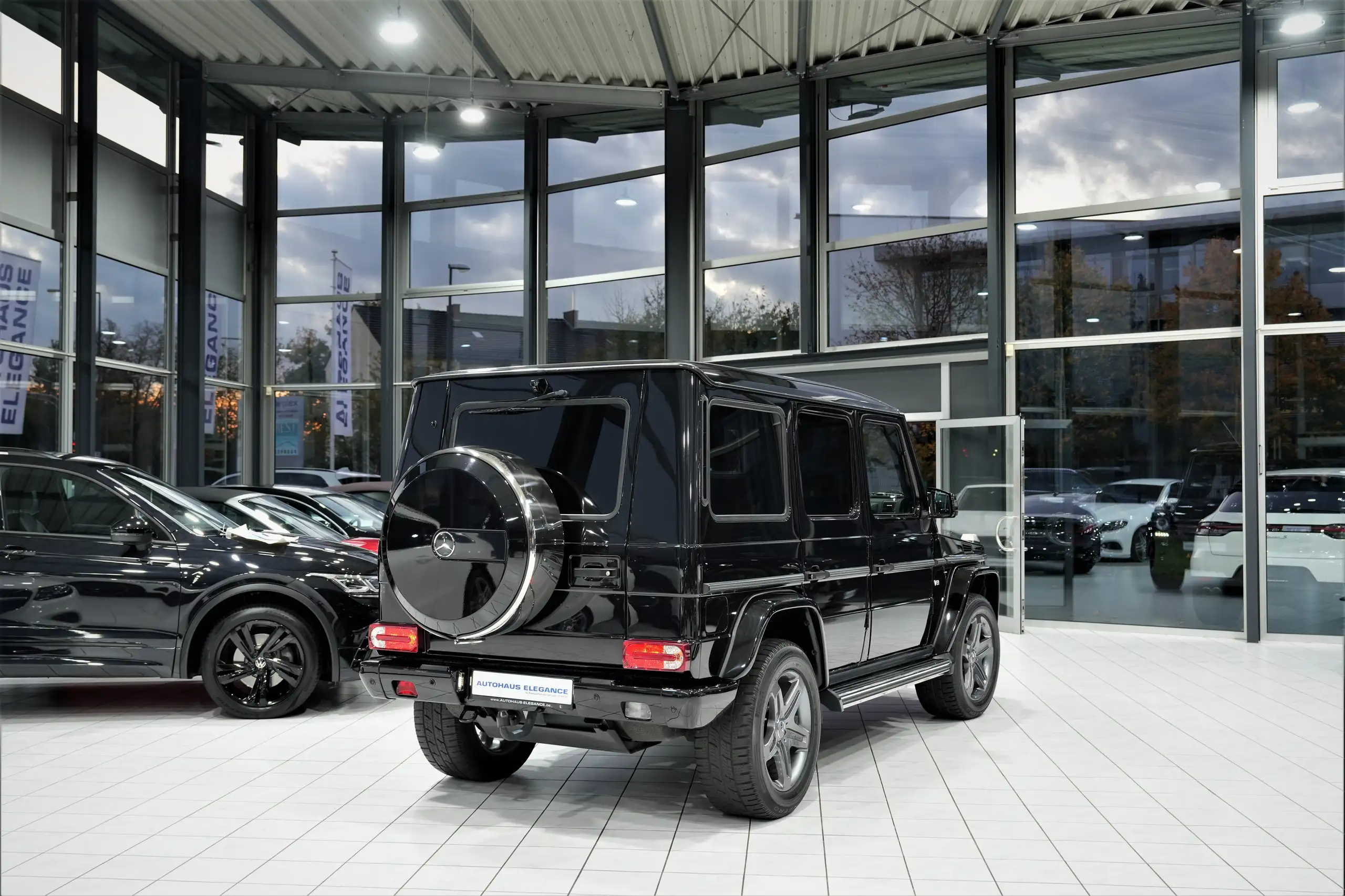 Mercedes-Benz - G 500