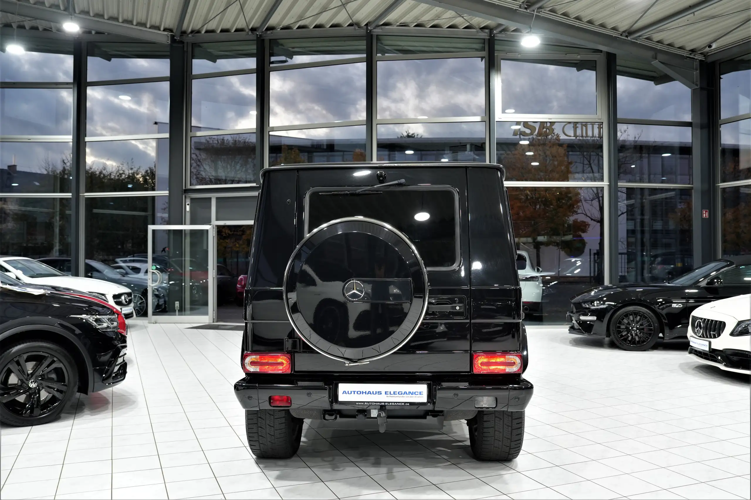 Mercedes-Benz - G 500