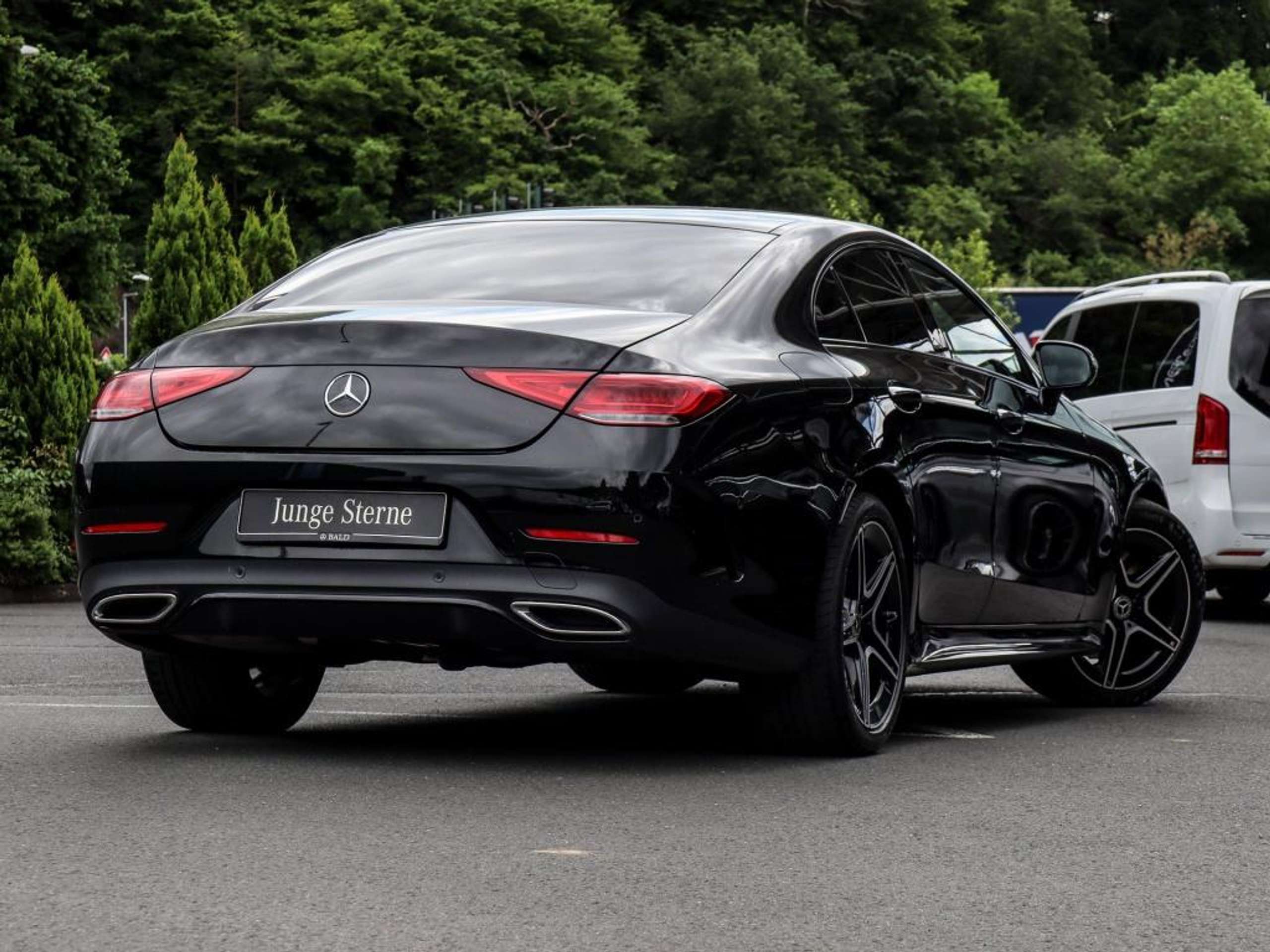 Mercedes-Benz - CLS 400