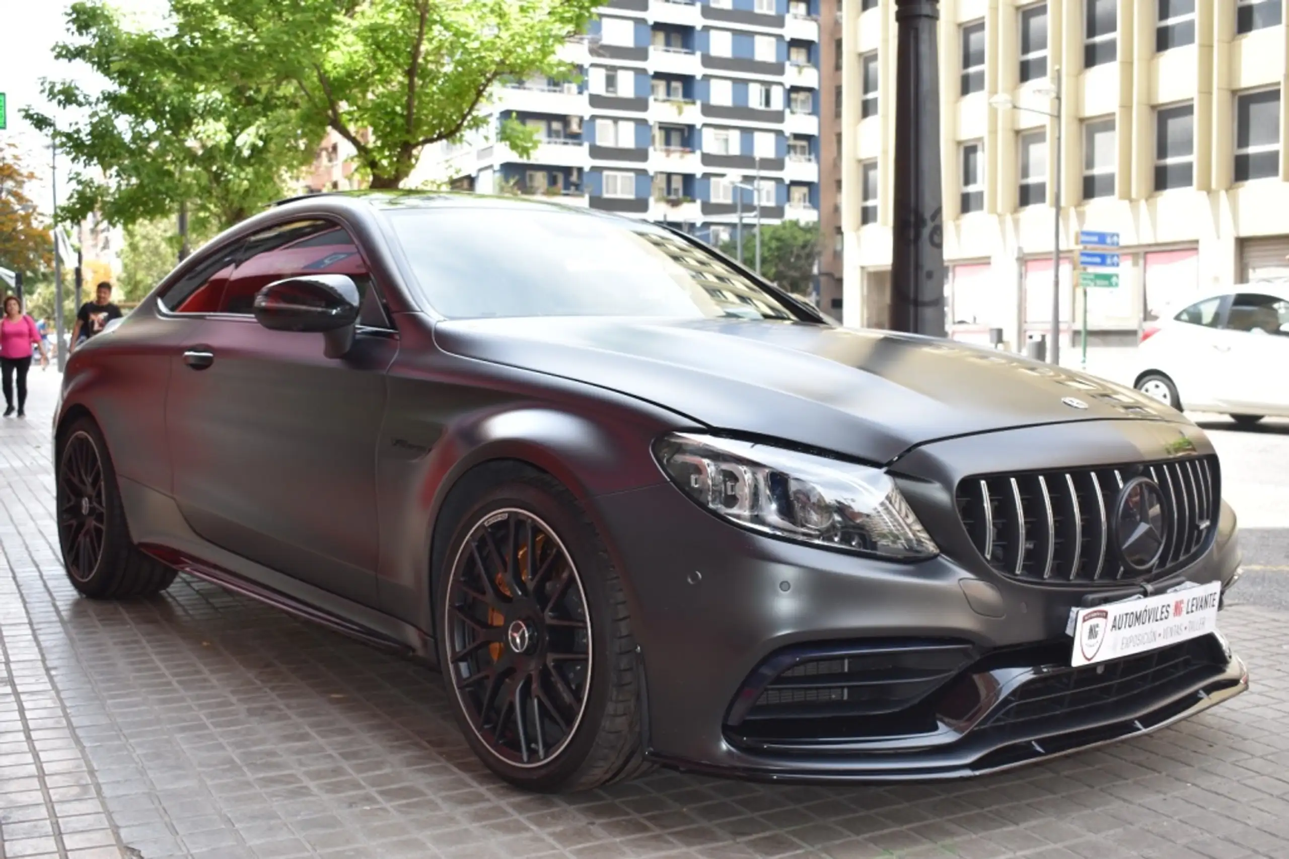 Mercedes-Benz - C 63 AMG