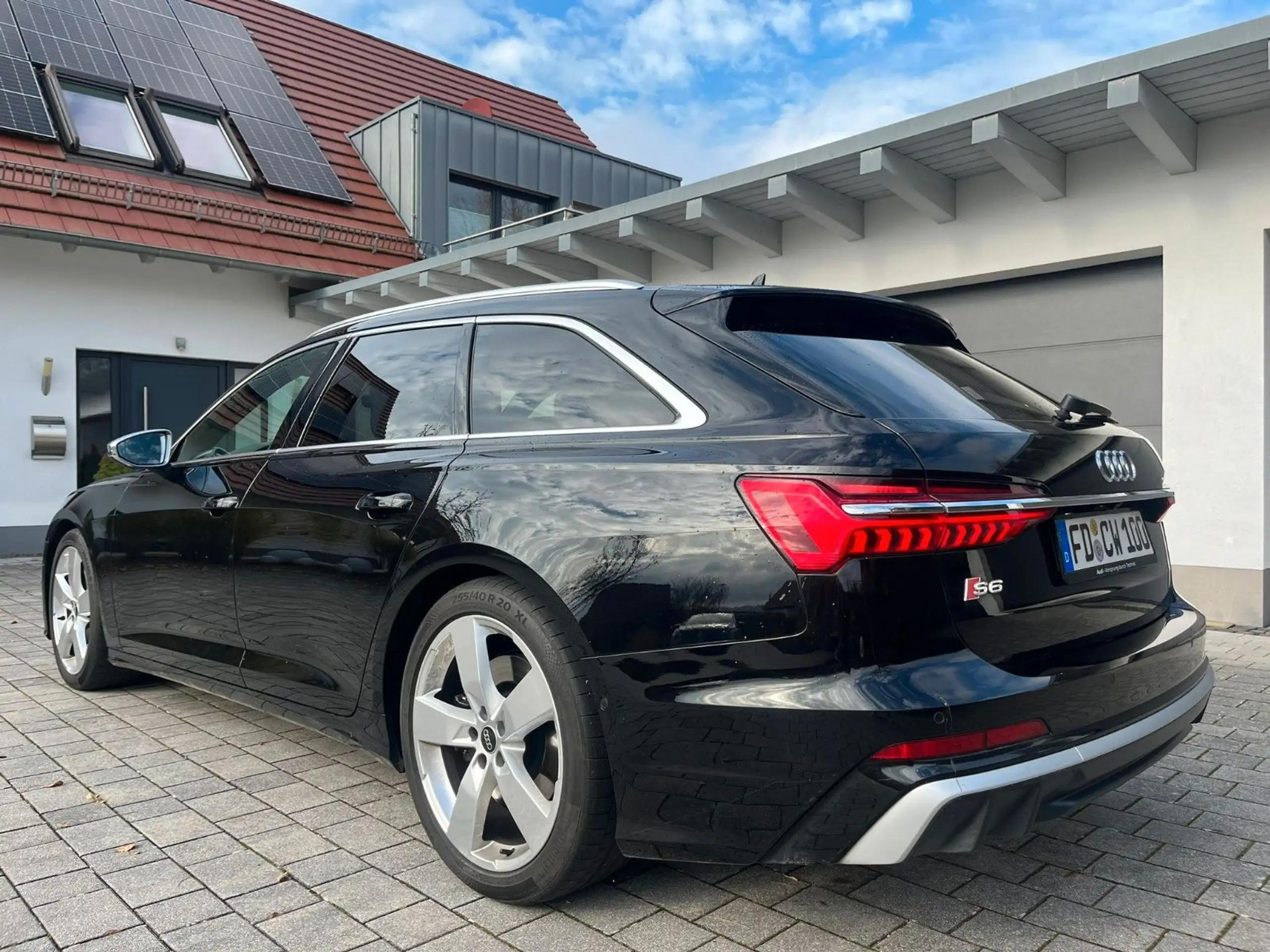 Audi - S6