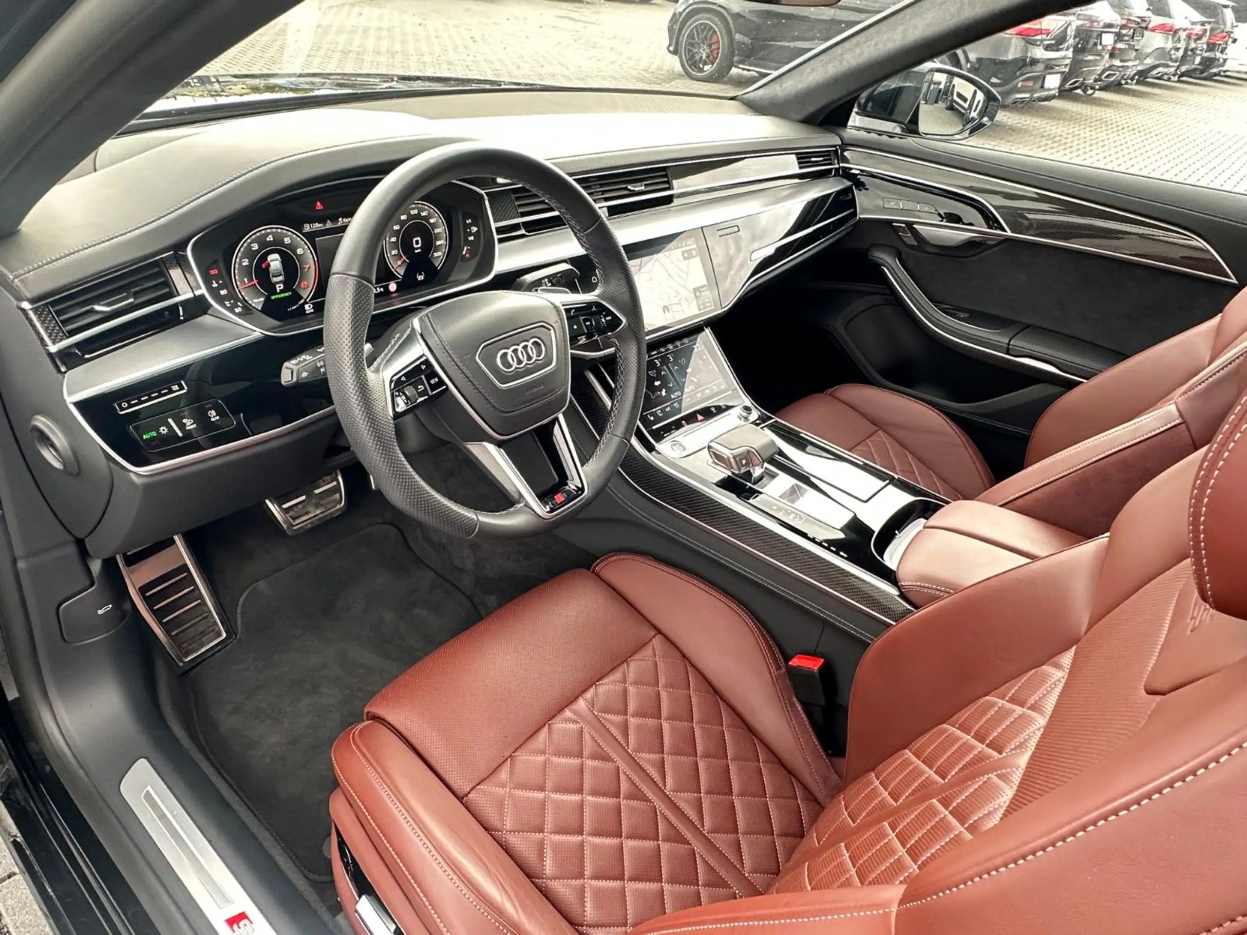 Audi - A8