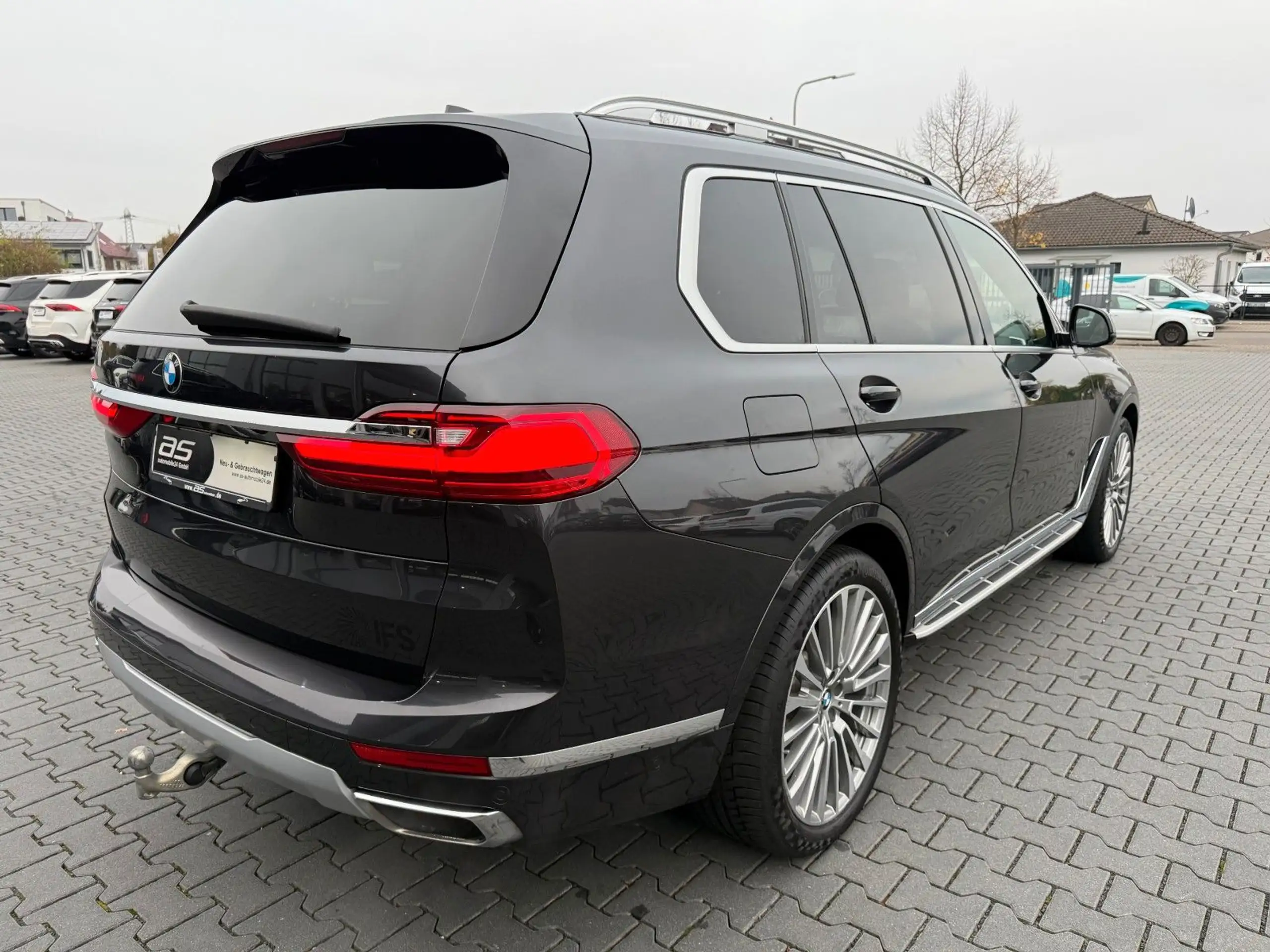 BMW - X7