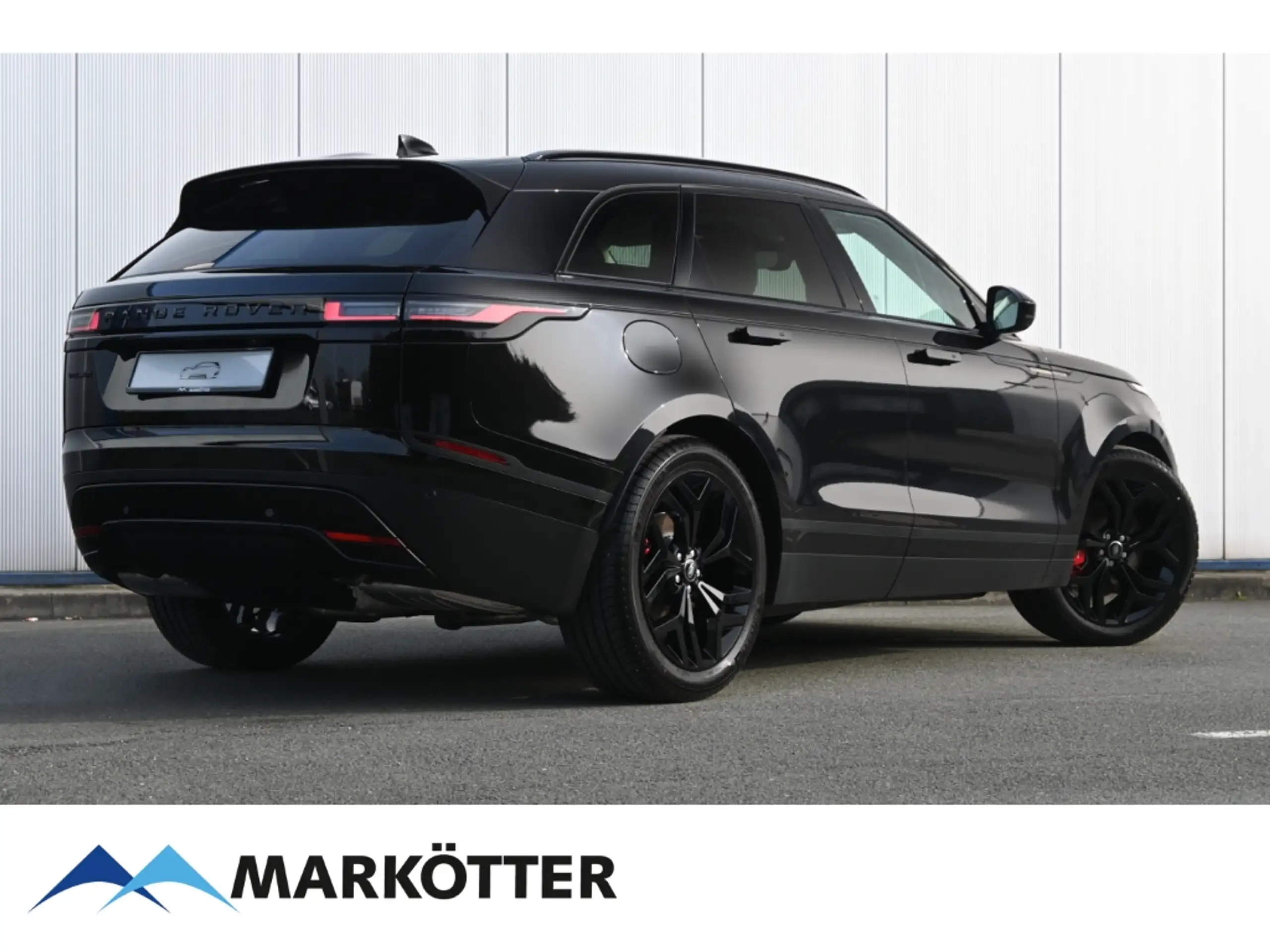 Land Rover - Range Rover Velar