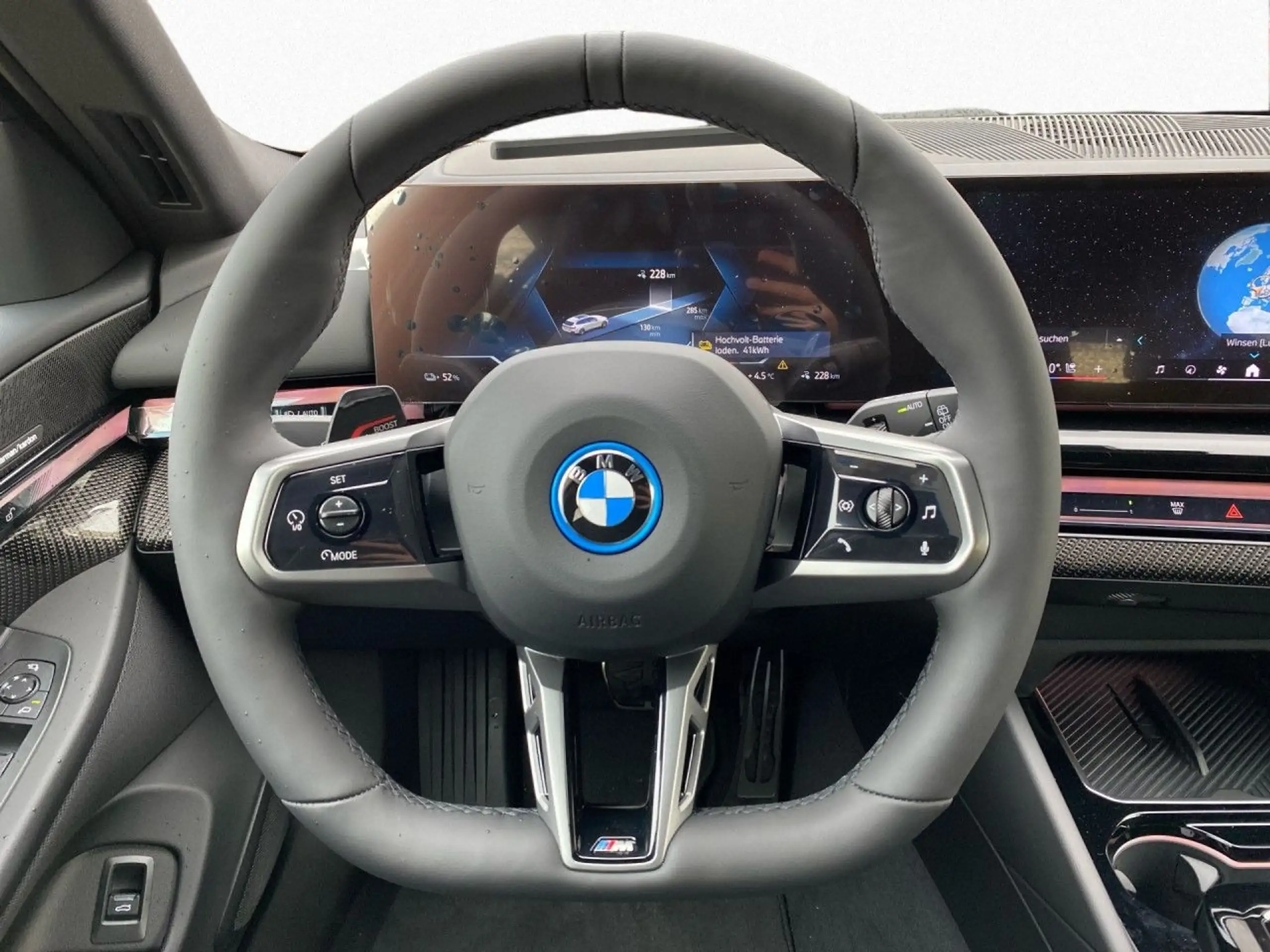 BMW - i5