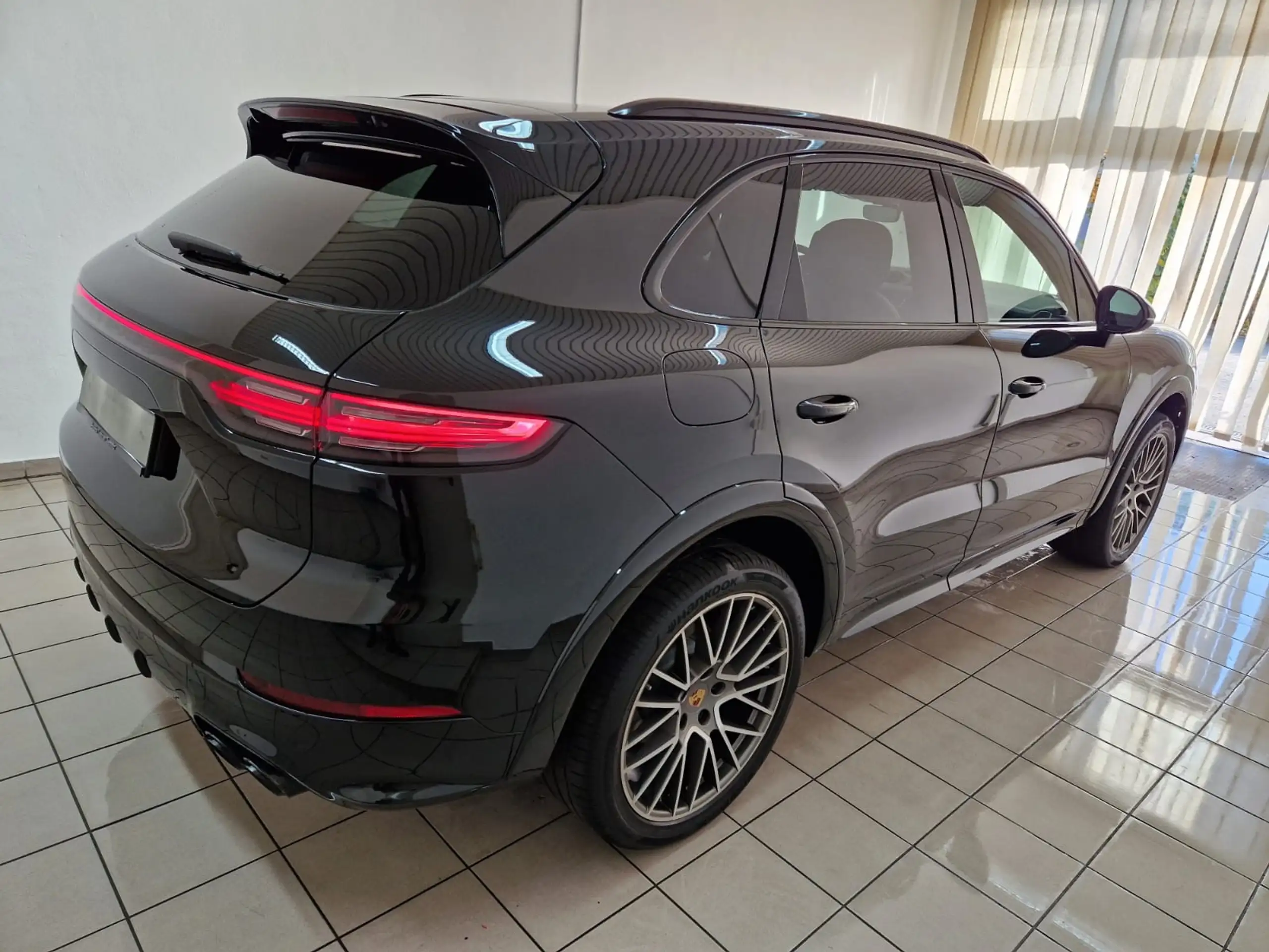 Porsche - Cayenne