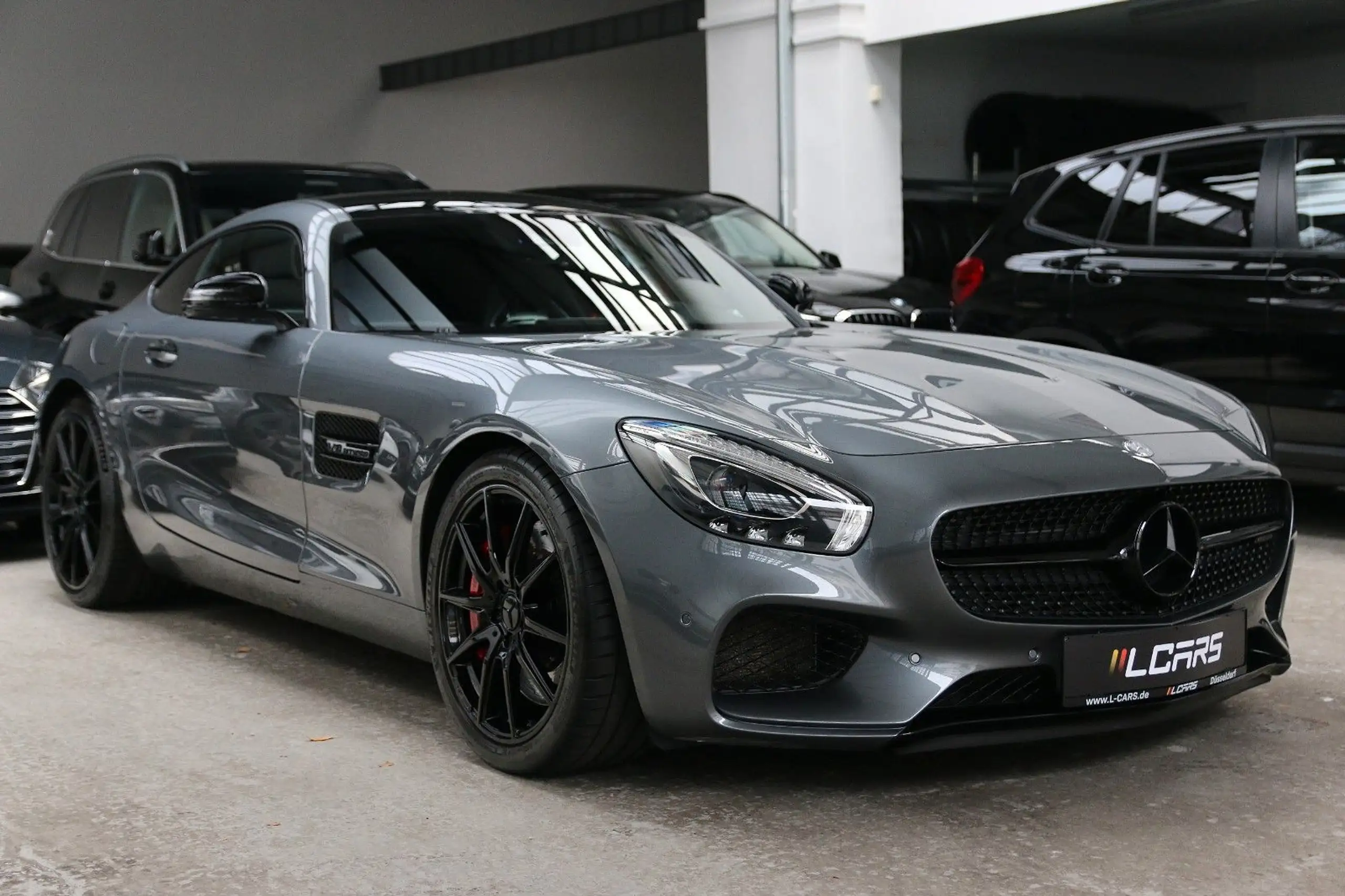 Mercedes-Benz - AMG GT