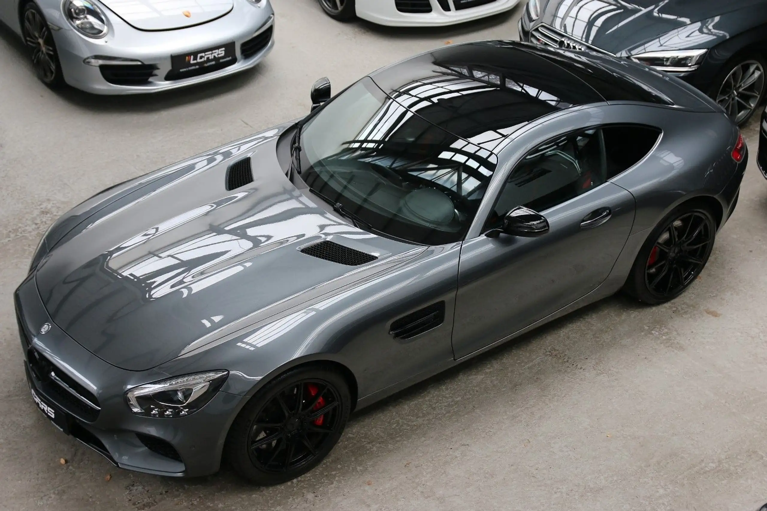 Mercedes-Benz - AMG GT