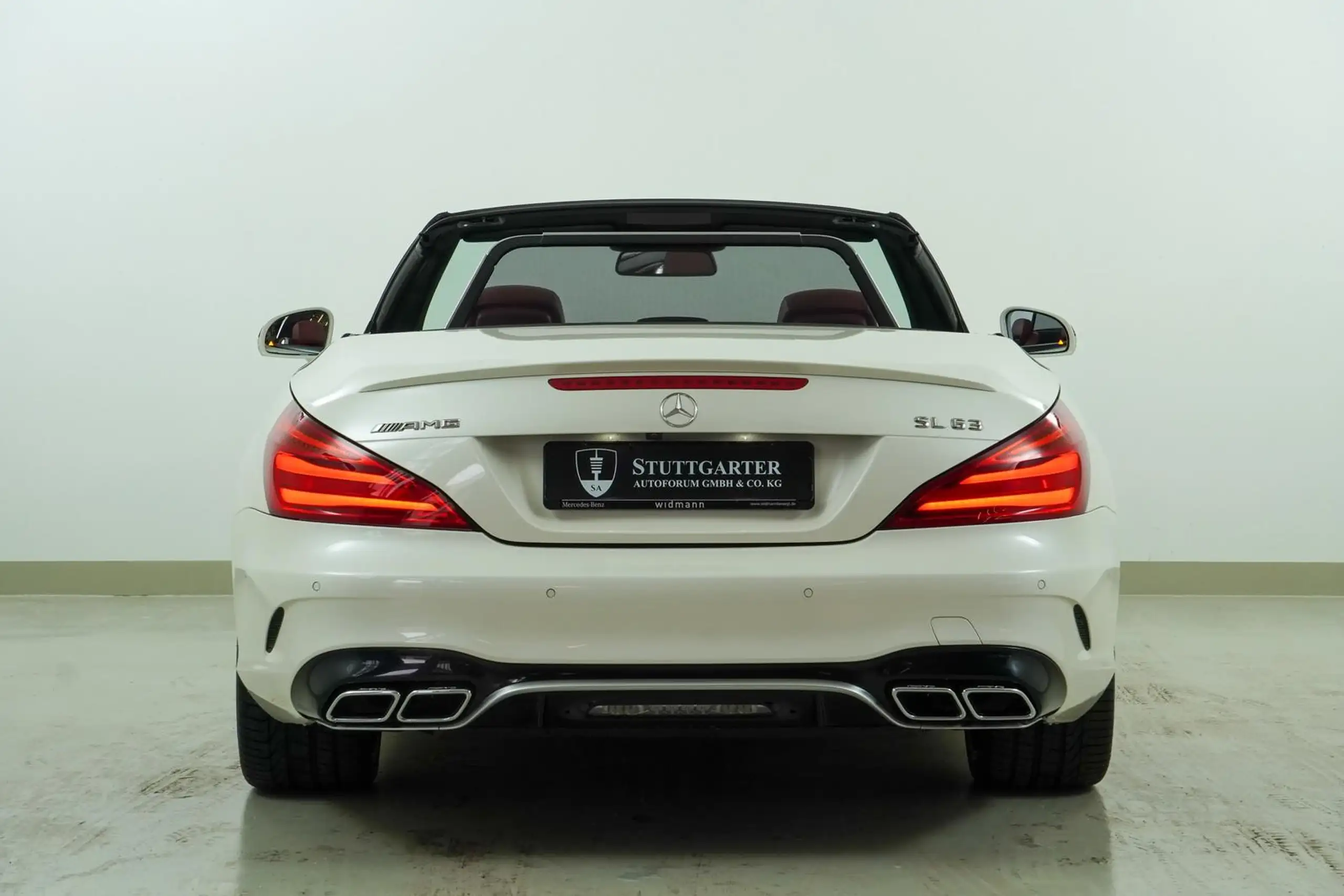 Mercedes-Benz - SL 63 AMG