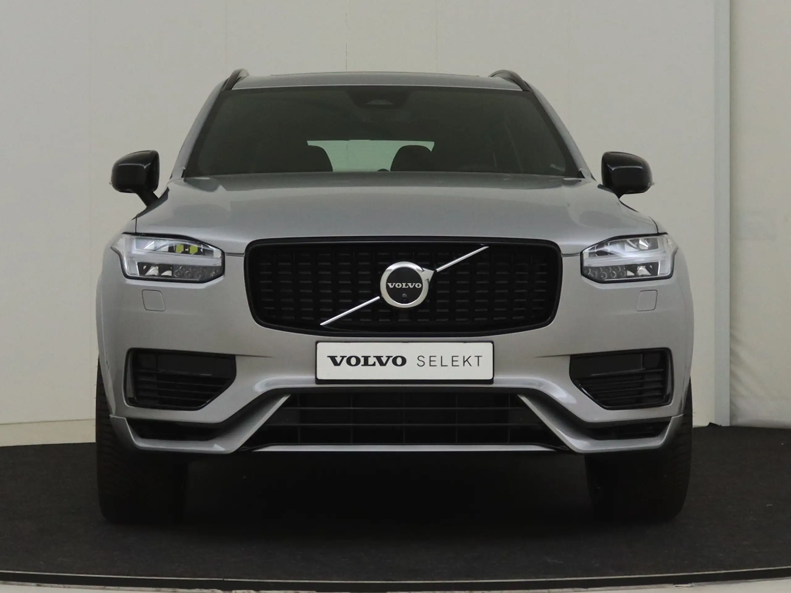 Volvo - XC90