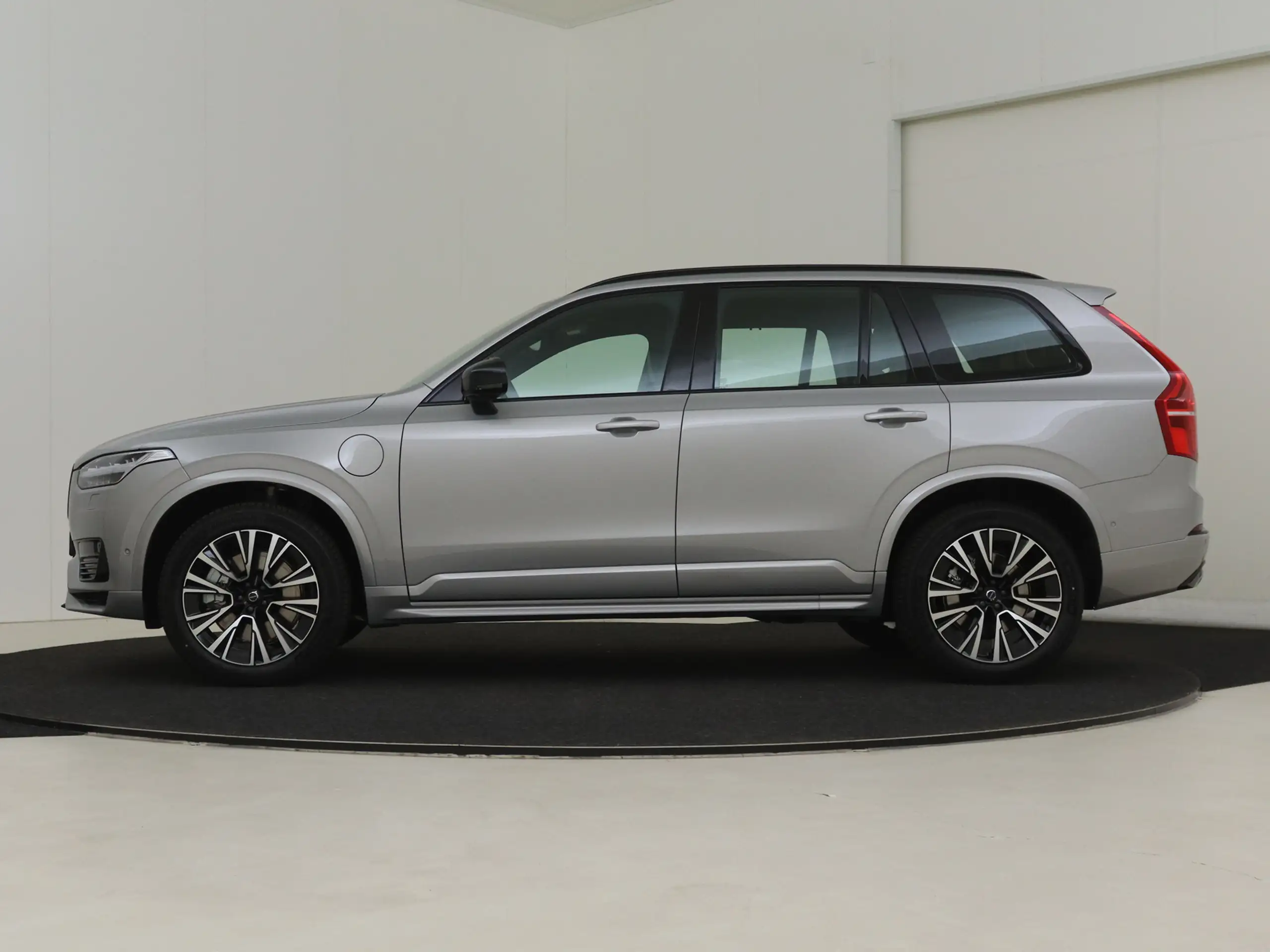 Volvo - XC90