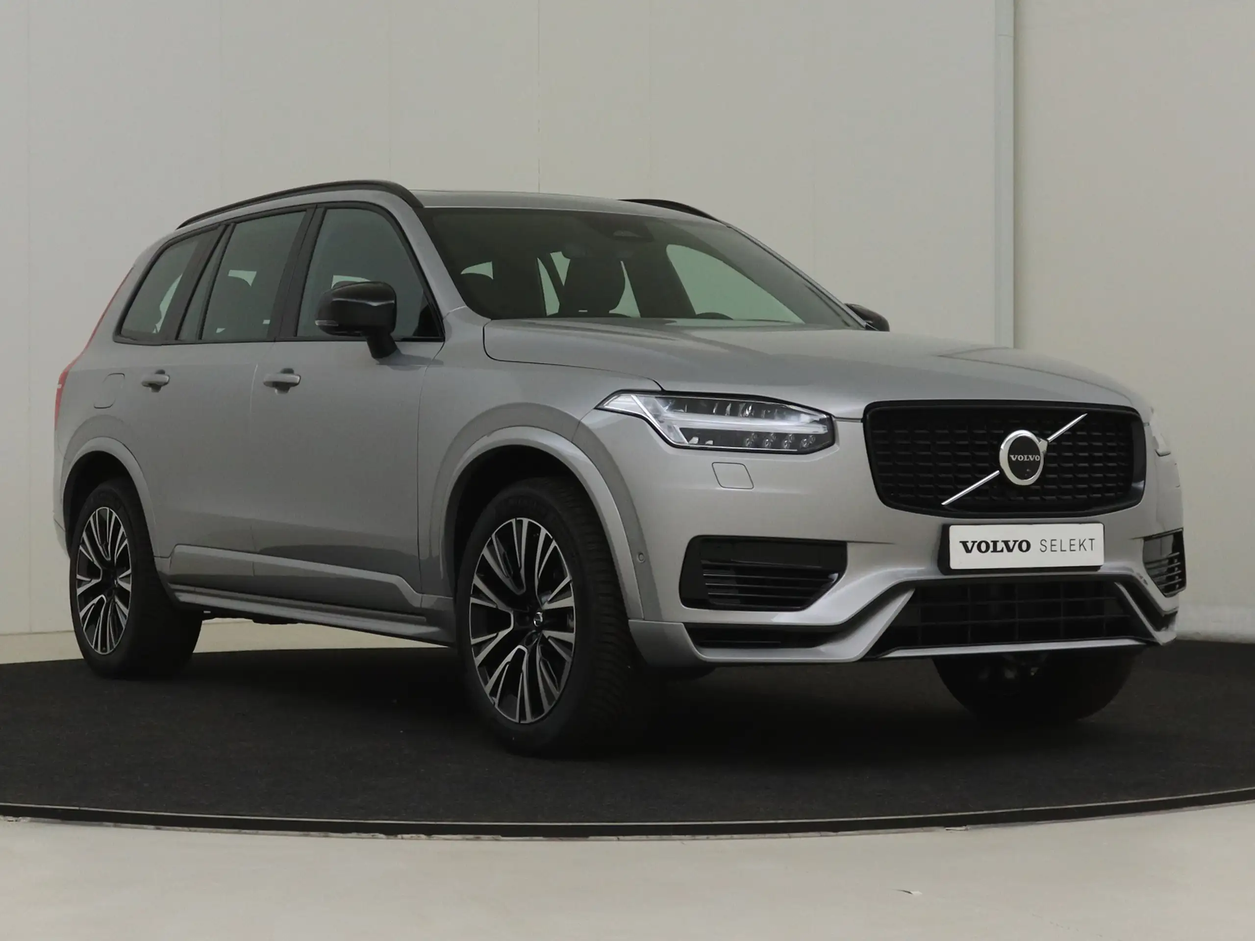 Volvo - XC90