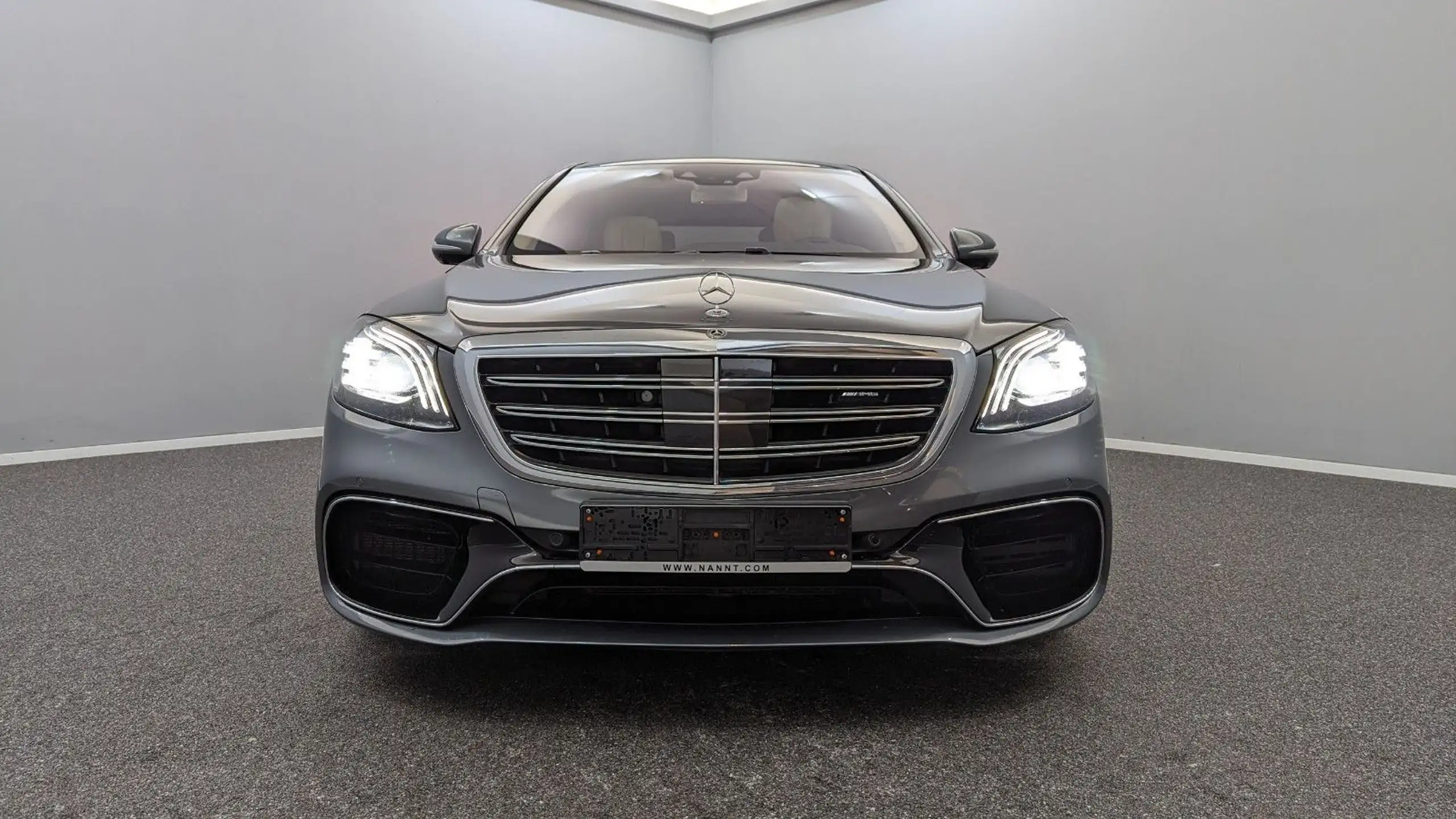 Mercedes-Benz - S 63 AMG