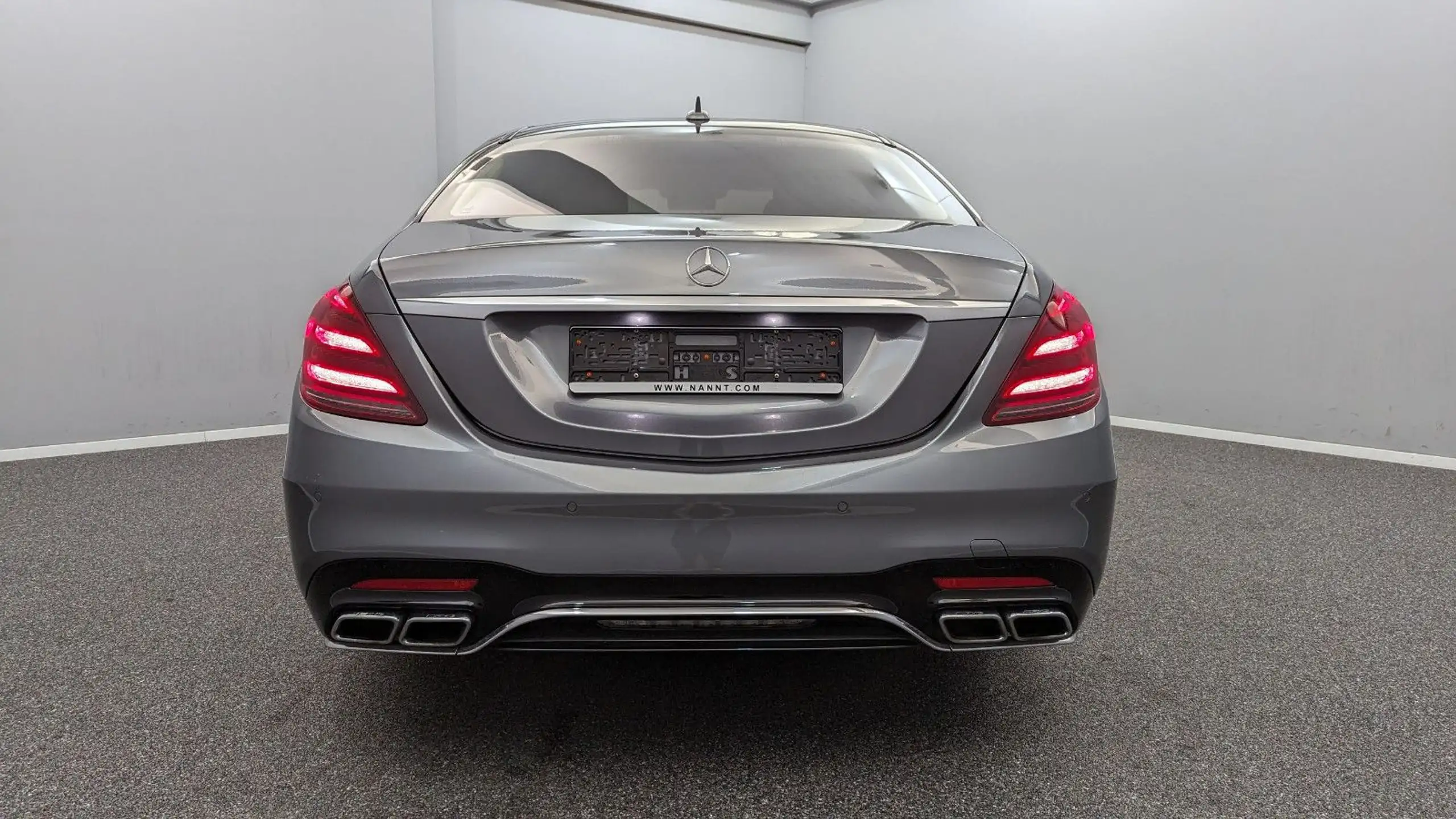 Mercedes-Benz - S 63 AMG