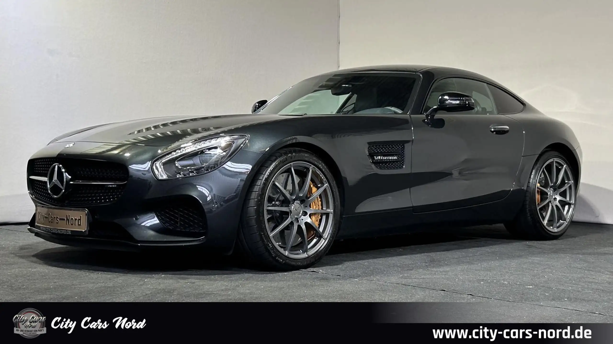 Mercedes-Benz - AMG GT