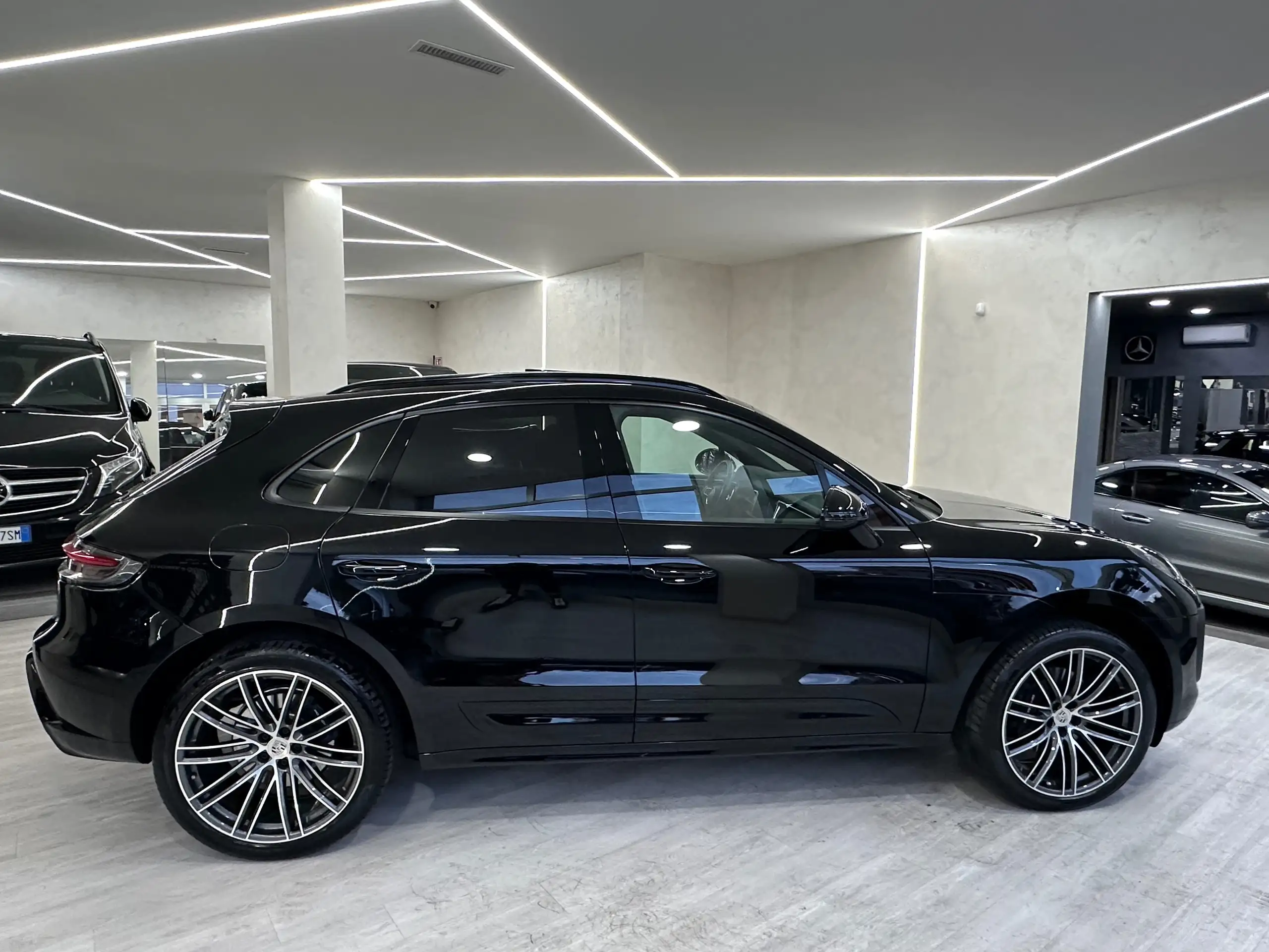 Porsche - Macan