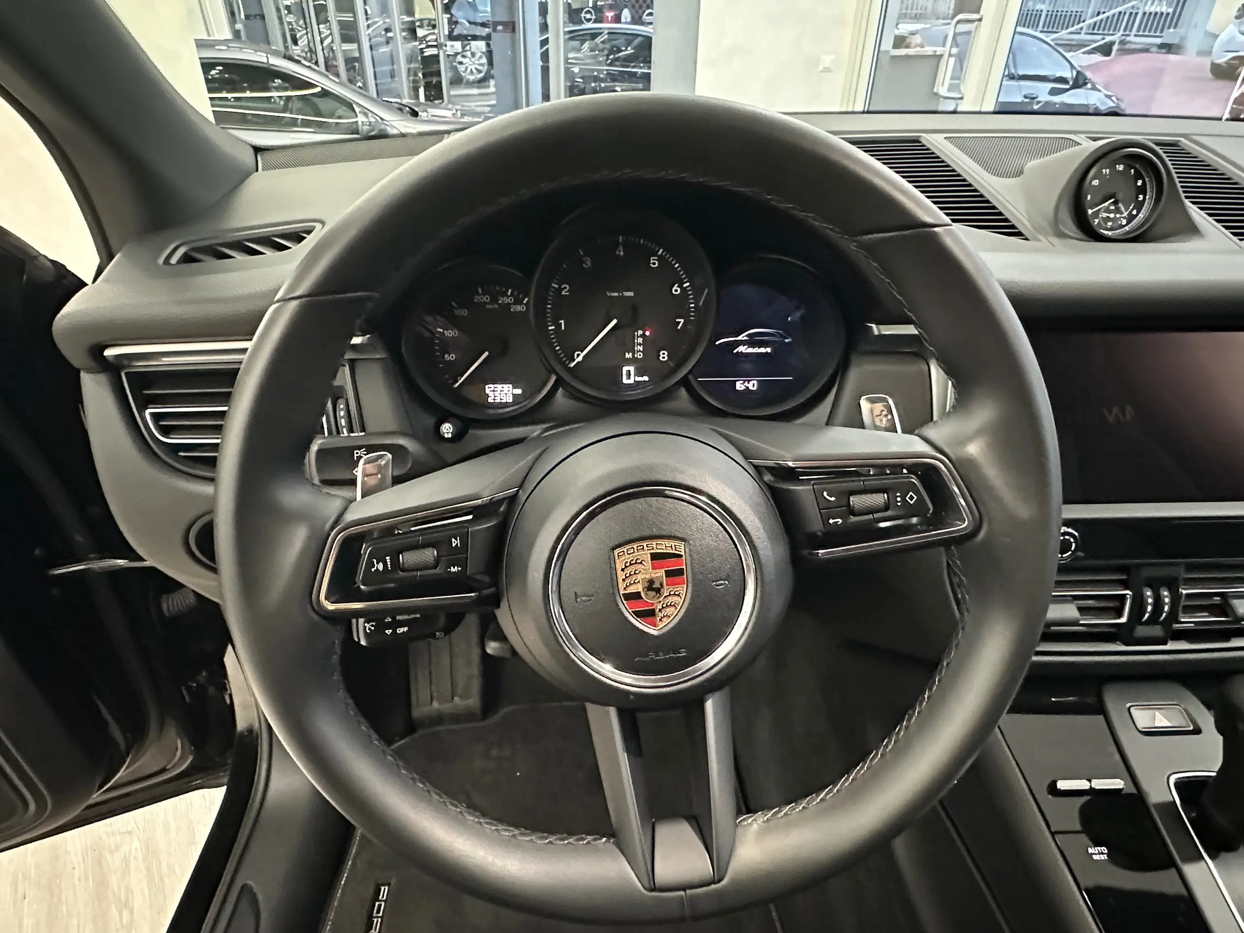 Porsche - Macan