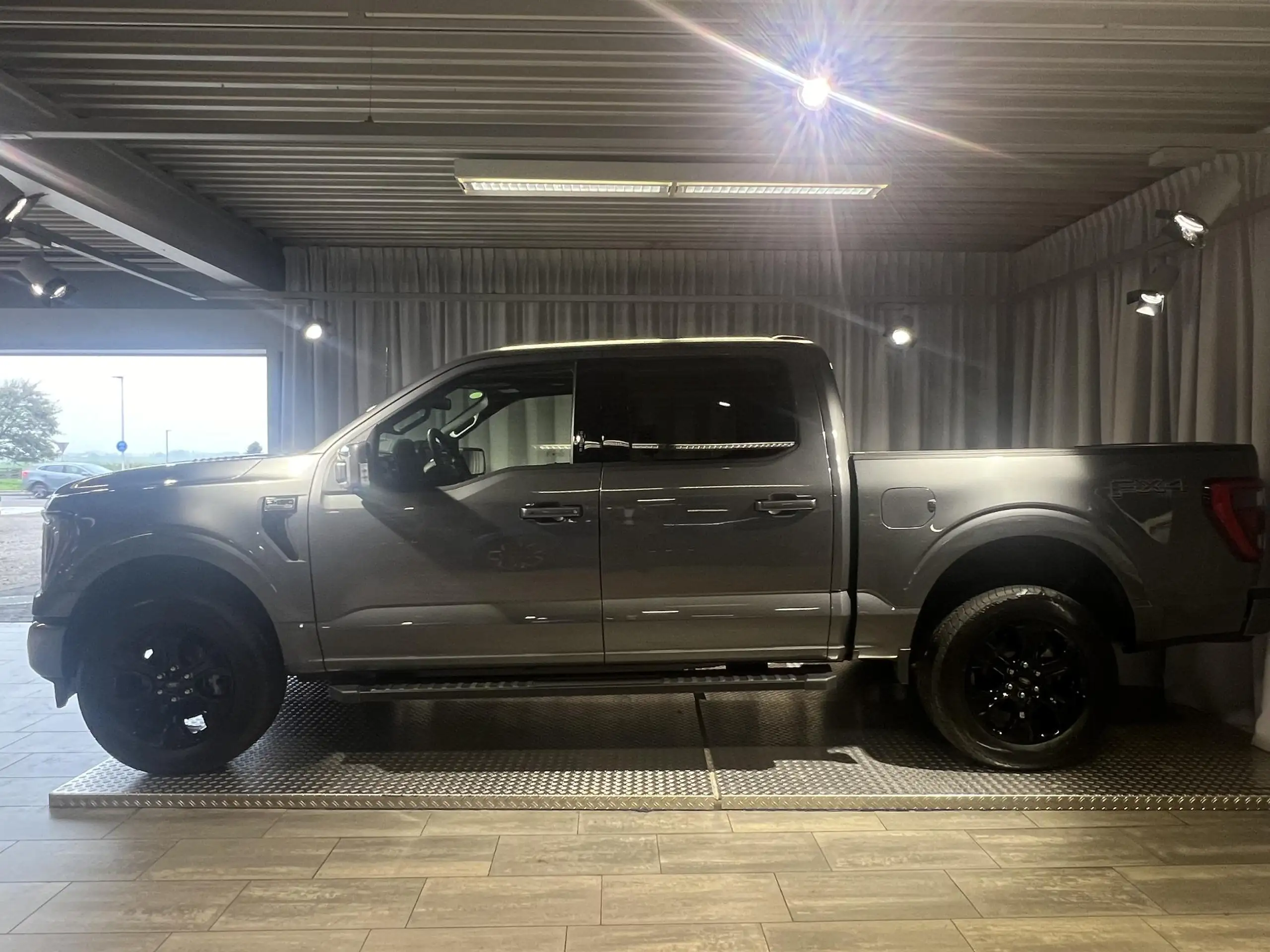 Ford - F 150