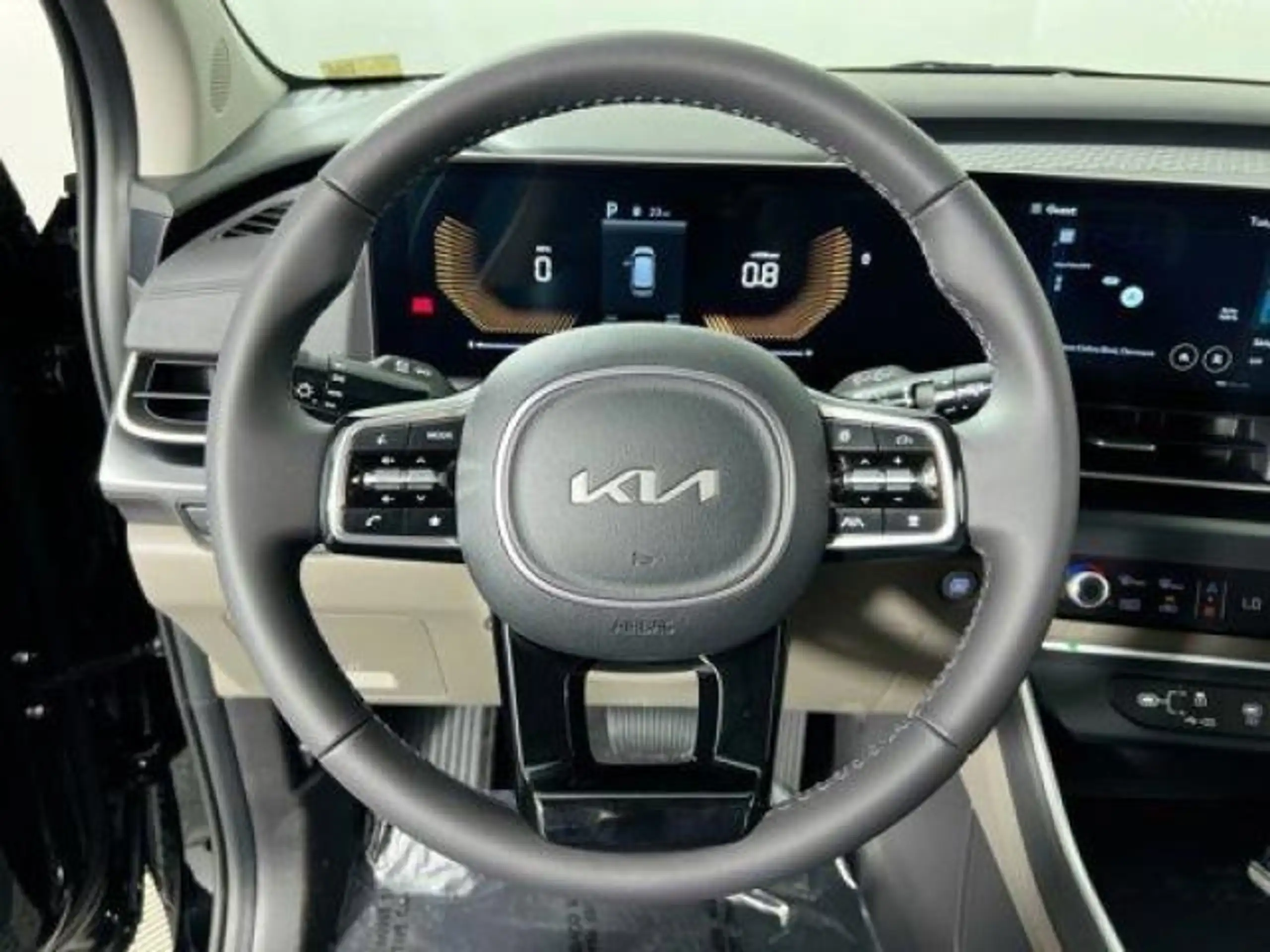 Kia - Carnival