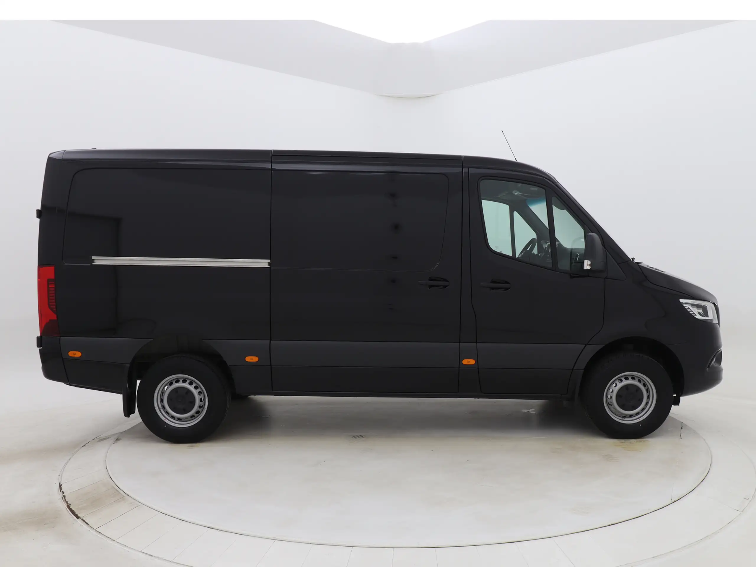 Mercedes-Benz - Sprinter