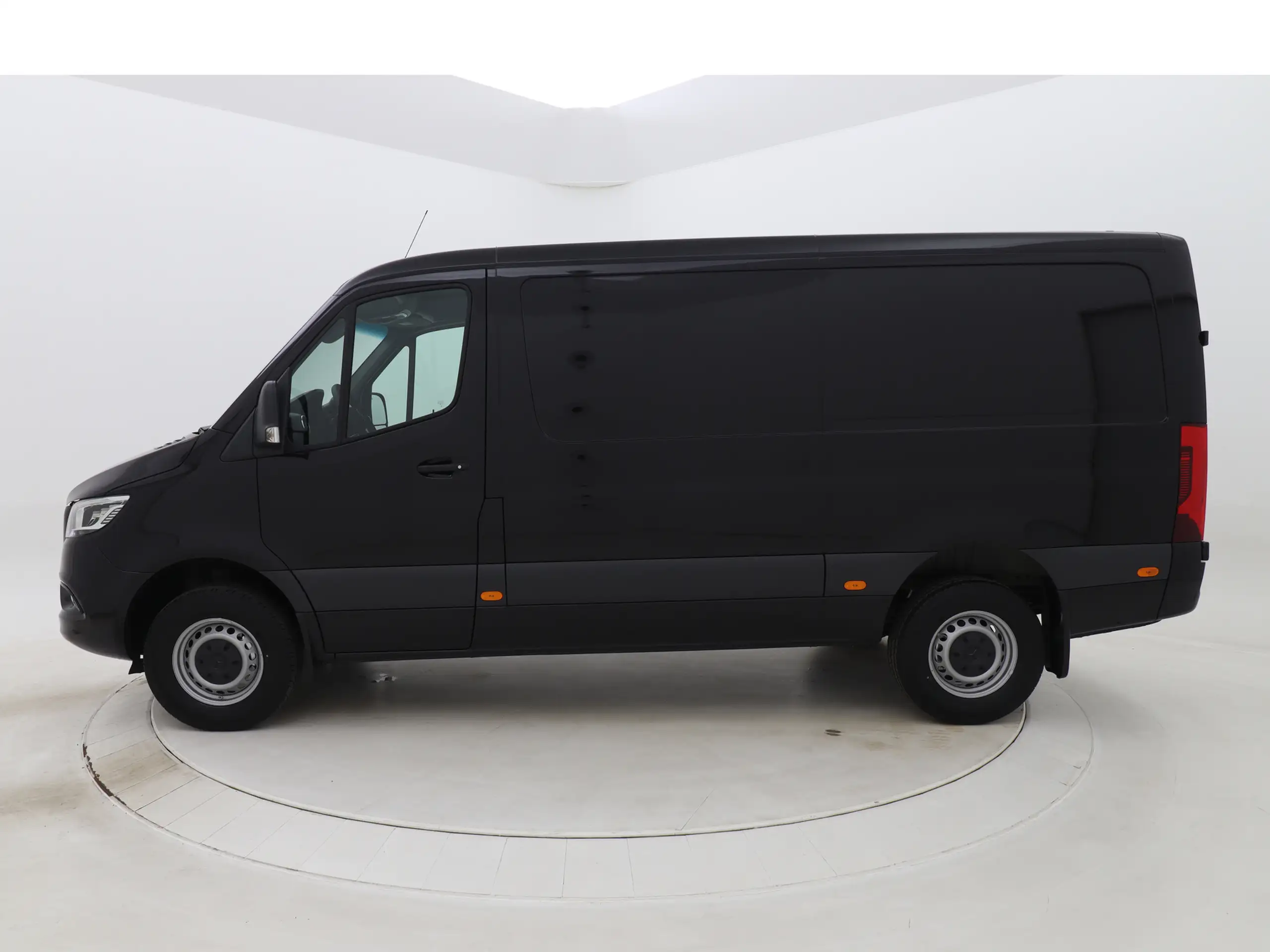 Mercedes-Benz - Sprinter