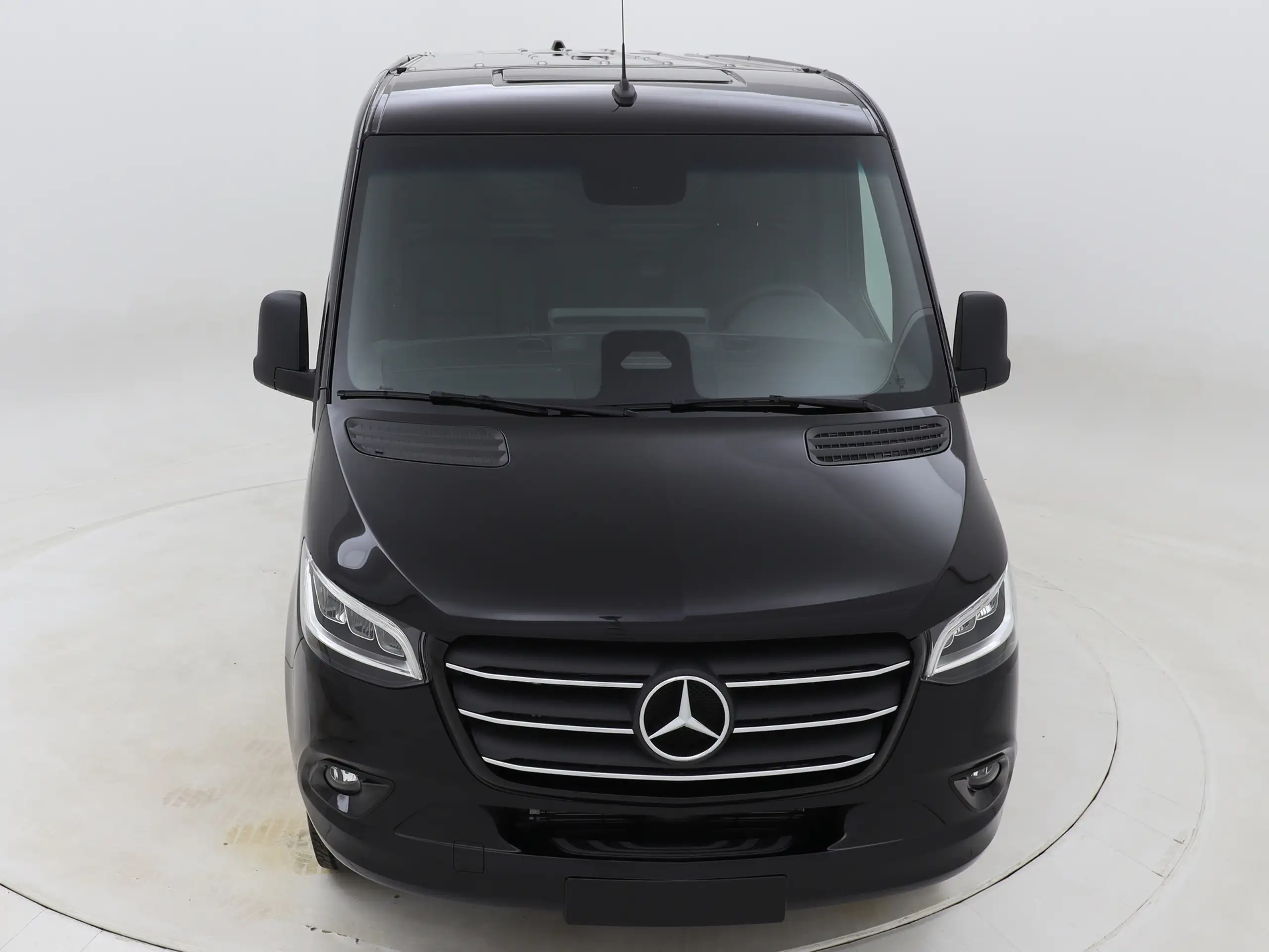 Mercedes-Benz - Sprinter