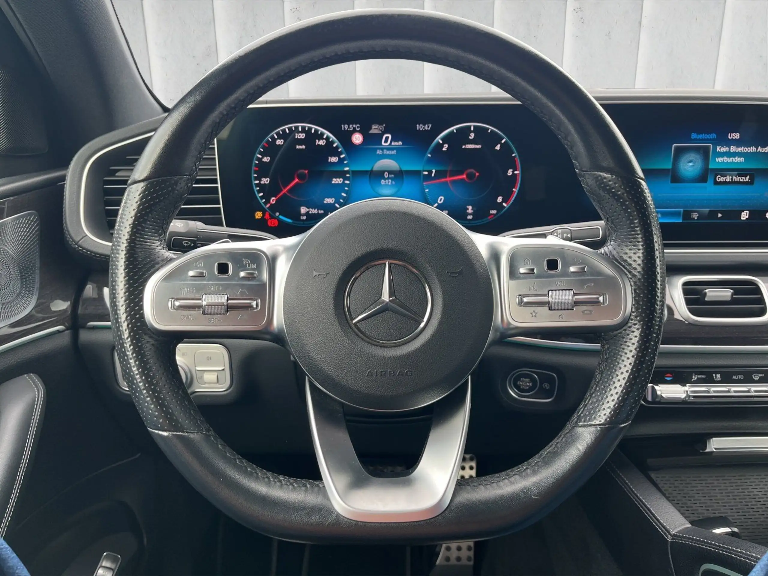 Mercedes-Benz - GLE 350