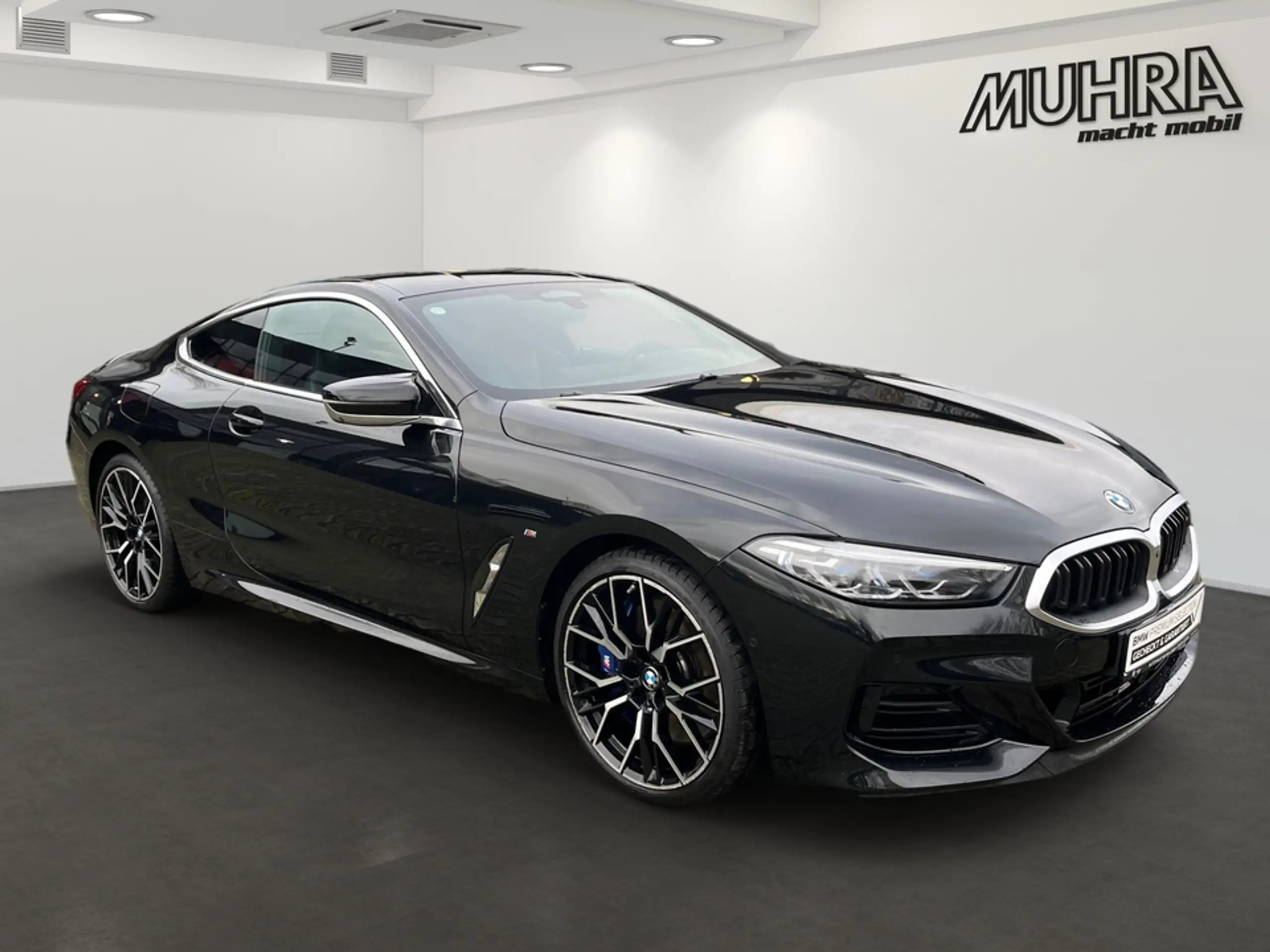 BMW - M850