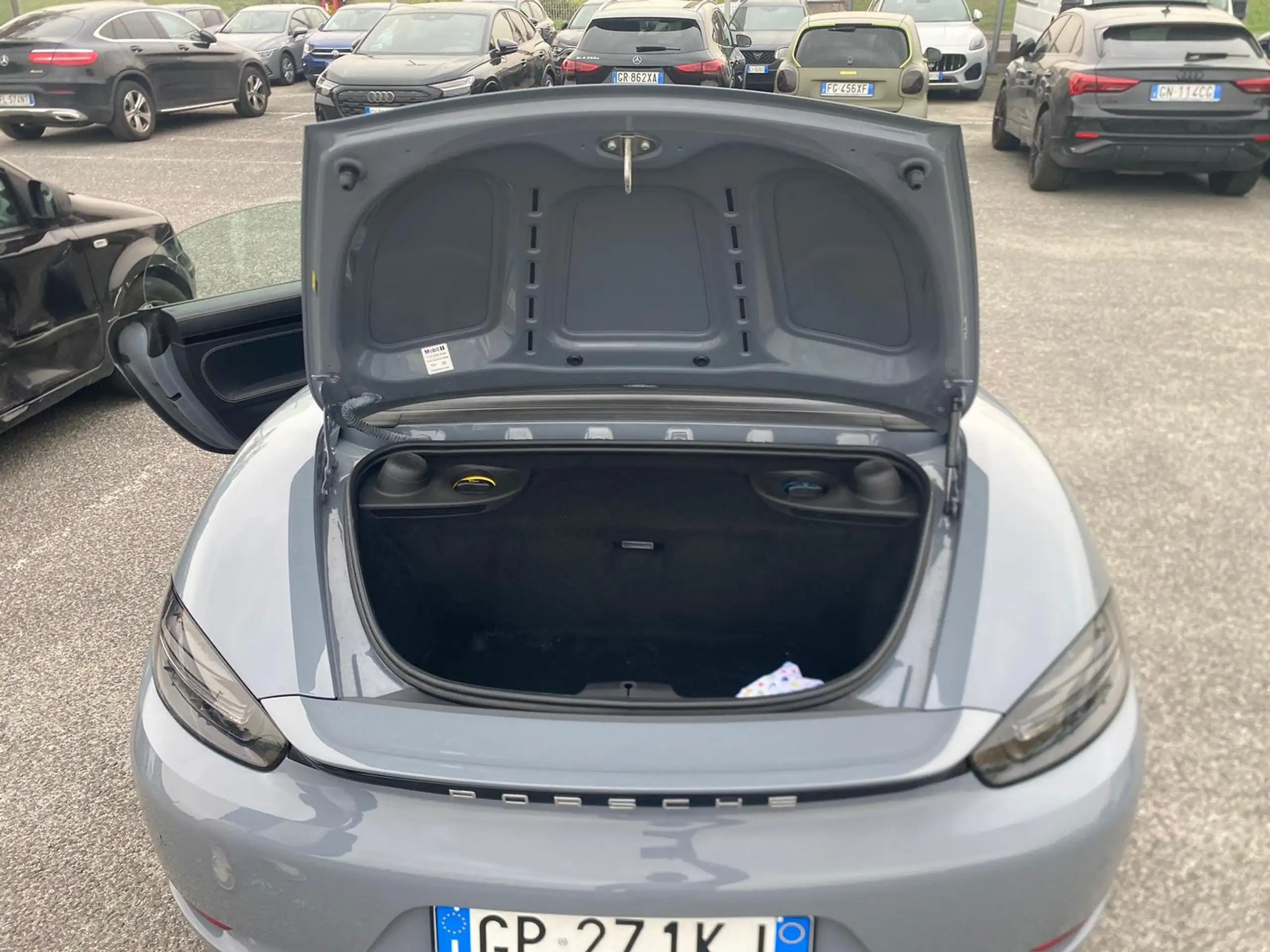 Porsche - Boxster