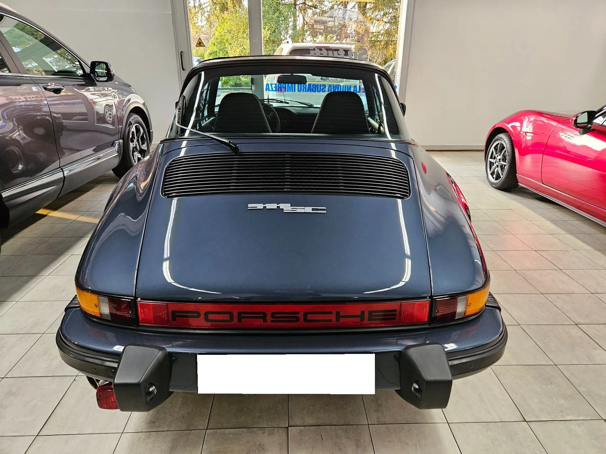 Porsche - 930