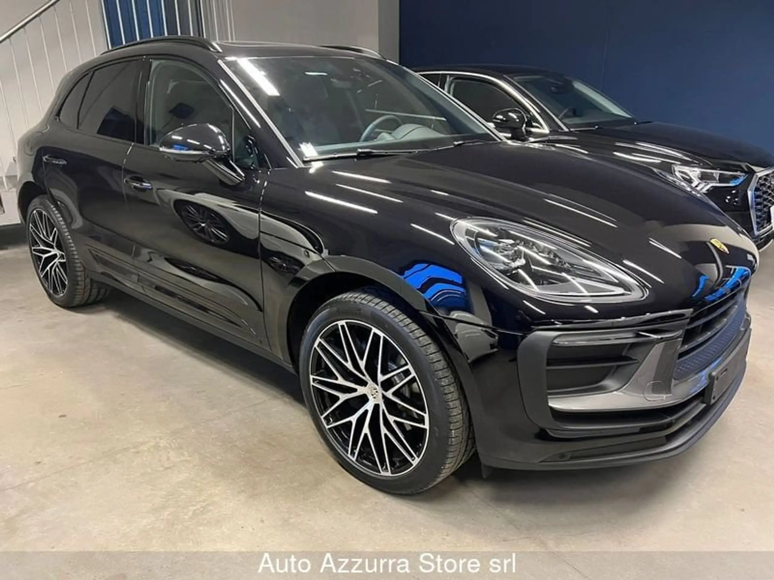 Porsche - Macan