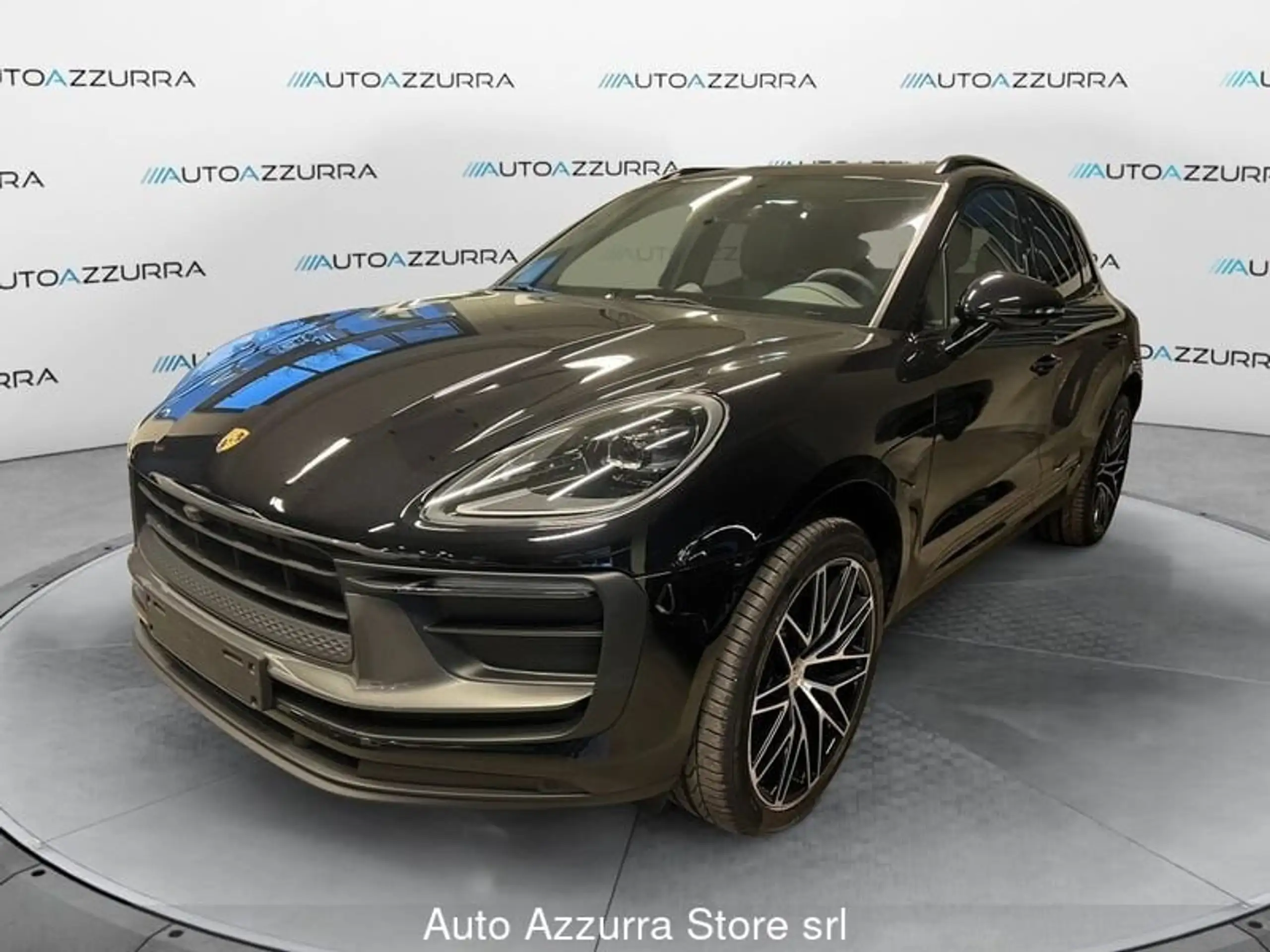 Porsche - Macan